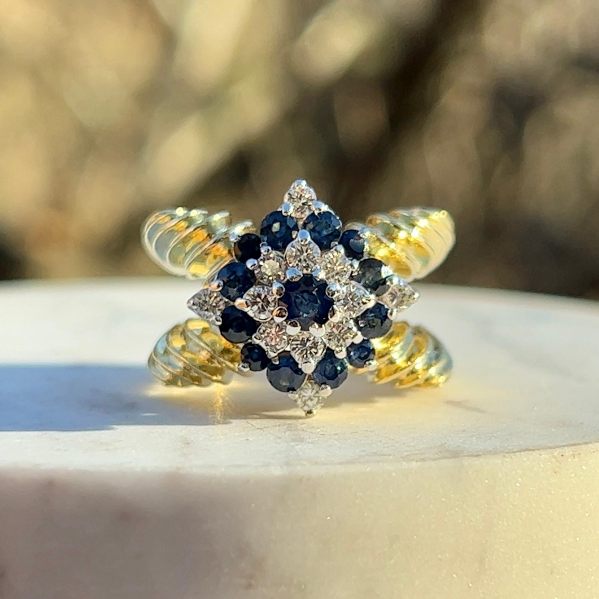 Twin Shank Sapphire and Diamond Ring in 18K Yellow Gold  In Good Condition For Sale In Towson, MD