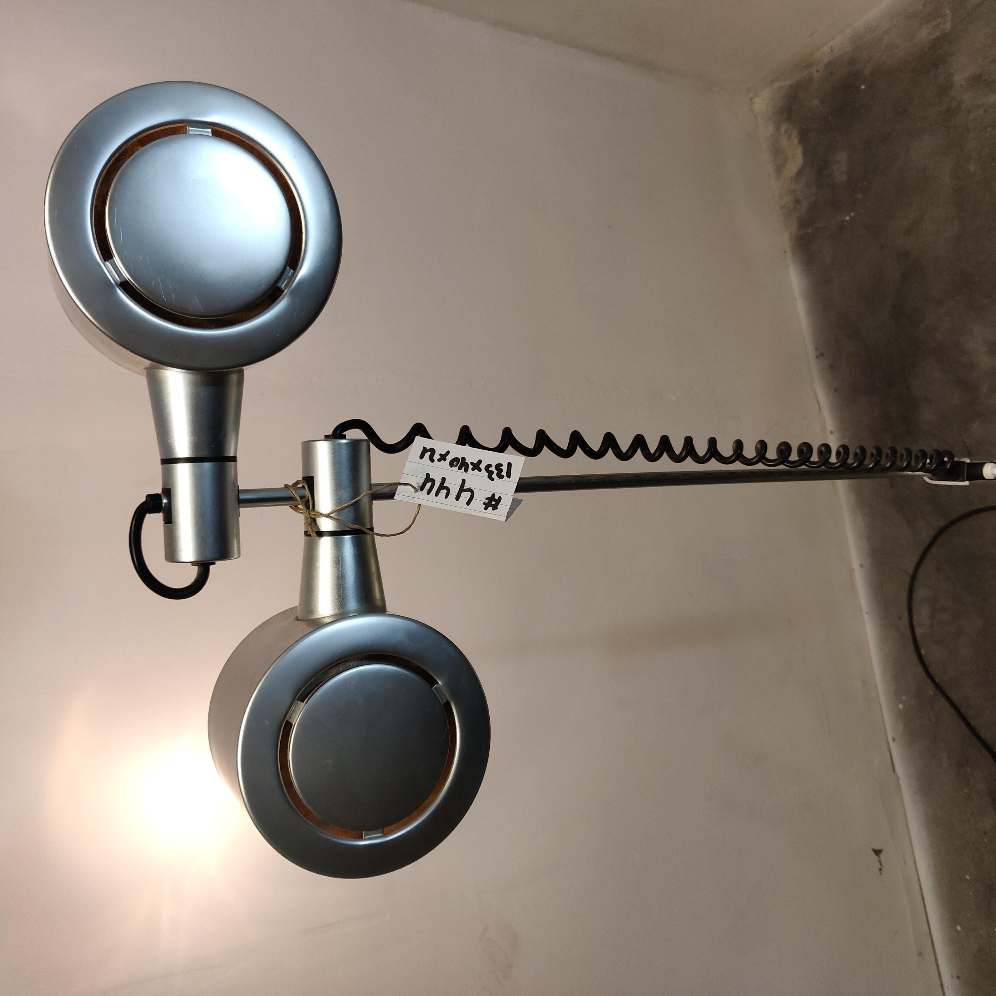 Twin spotlight floor lamp by Ronald Holmes Conelight limited, 1970s For Sale 1
