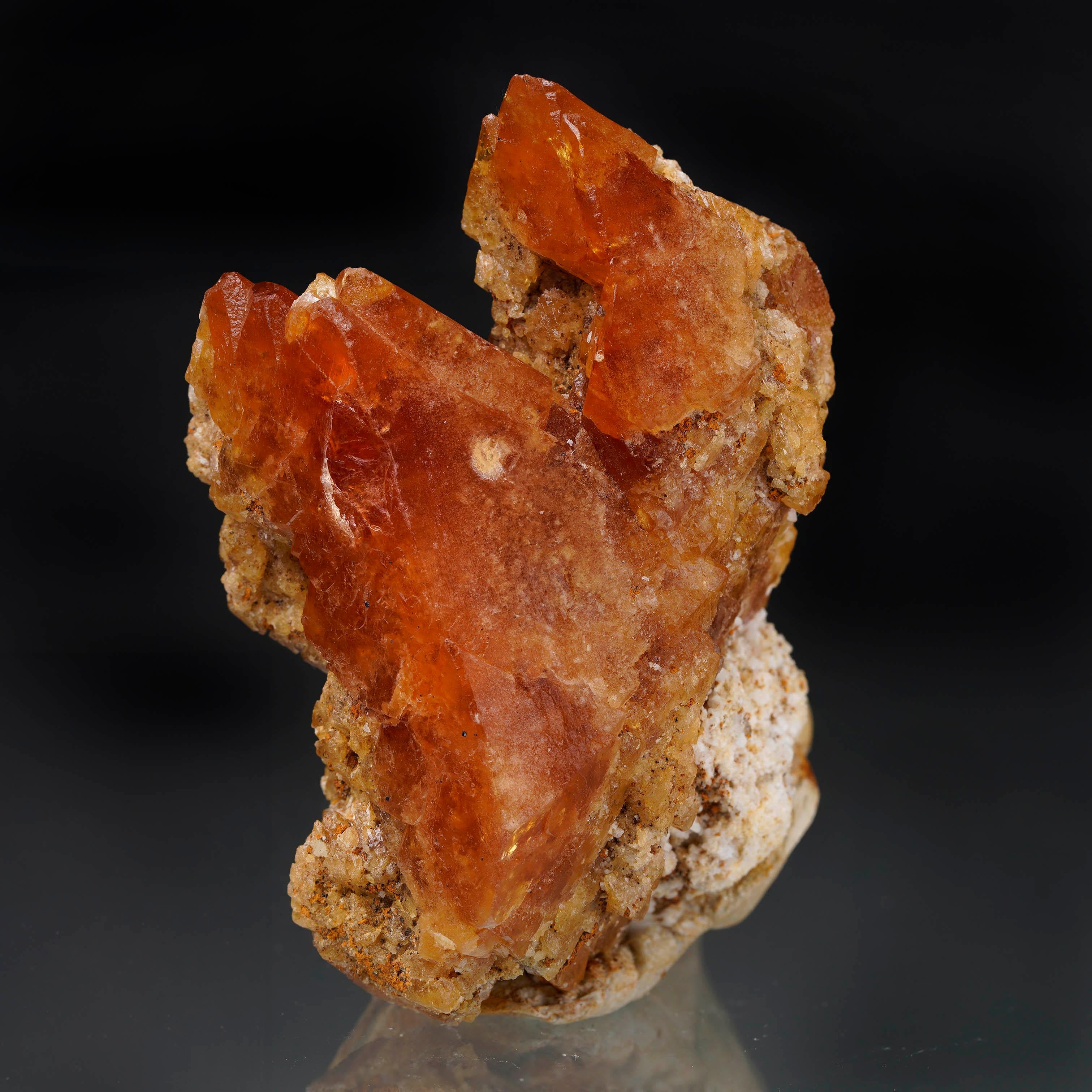 Contemporary Twinned Scheelite Crystal Pair From Ping Wu Mine For Sale