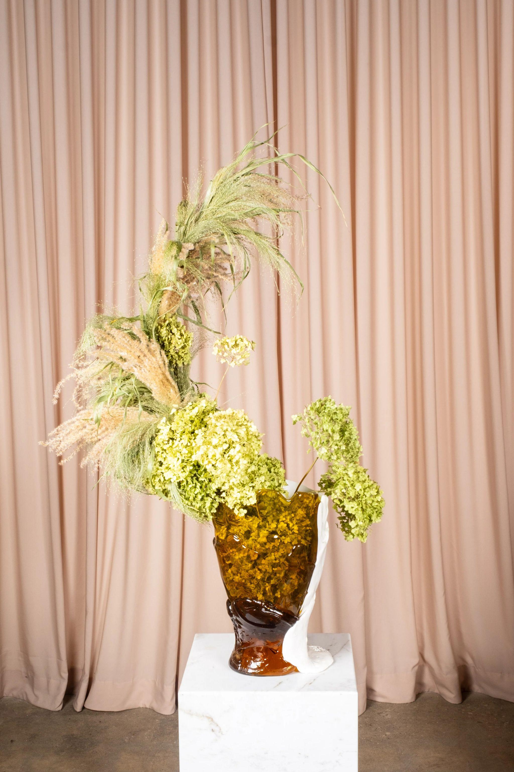 Post-Modern Twins C Vase (Large), Clear Amber and Matte White by Gaetano Pesce