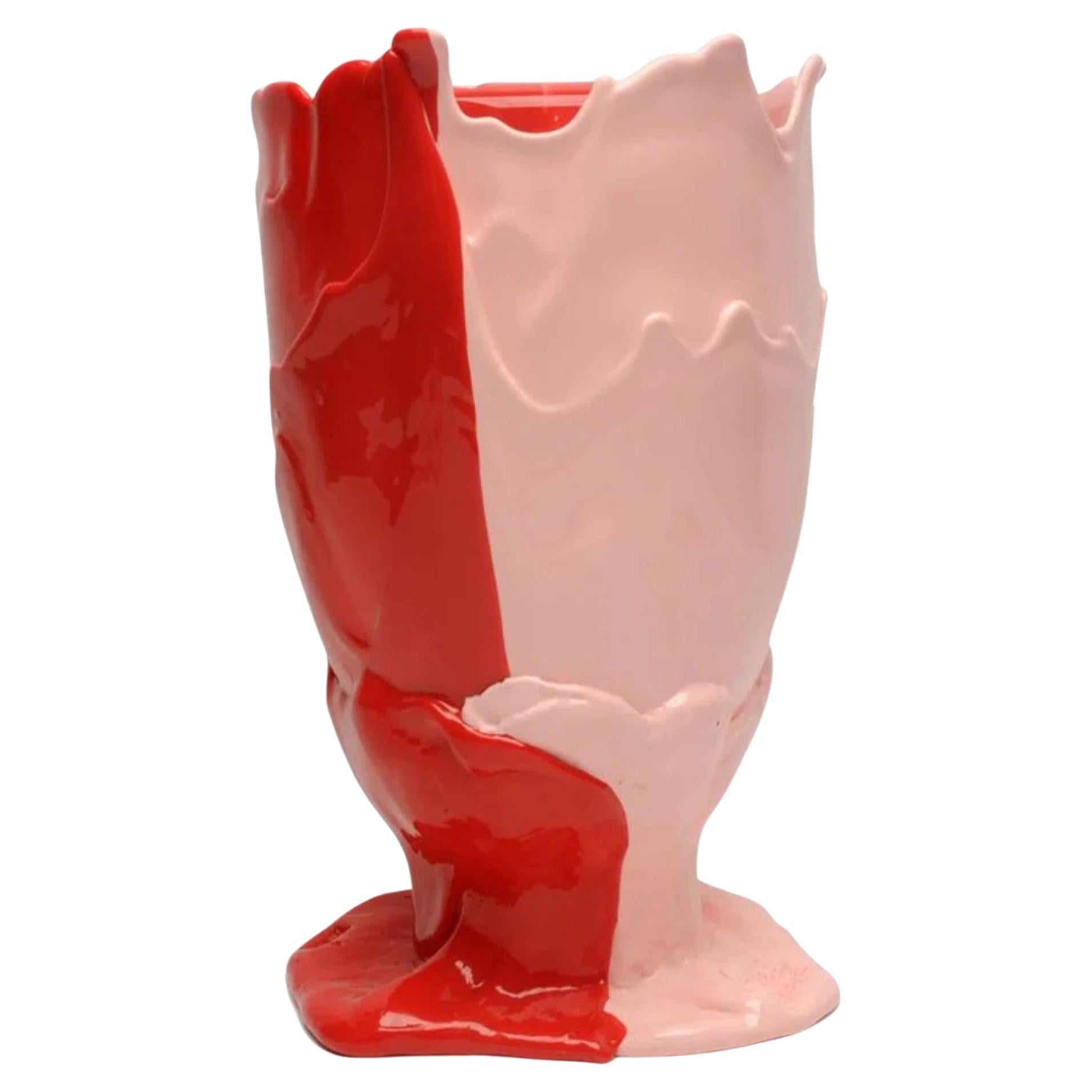 Vaso Twins C (grande), rosa pastello opaco e rosso corallo di Gaetano Pesce