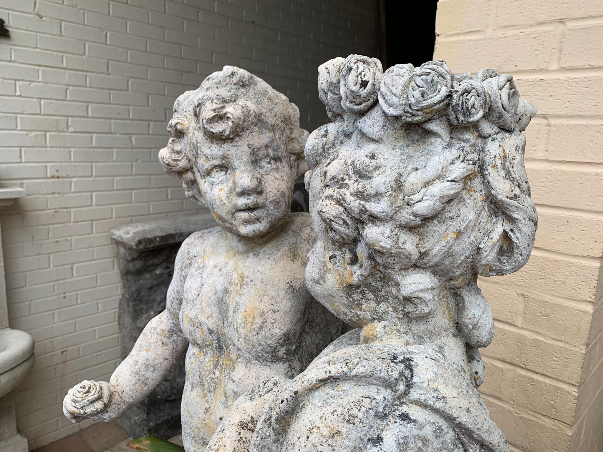 Twins Statue from Provence, France In Good Condition For Sale In Dallas, TX