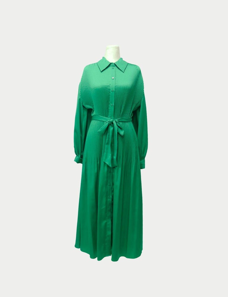 Twinset Green Silk Button-up Pleated Dress - EU 40 For Sale at 1stDibs Twinset Green Silk Button-up Pleated Dress - EU 40 For Sale at 1stDibs