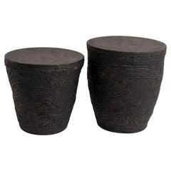 Coppia di sgabelli scultura di Kalou Dubus, gres nero, serie Twist