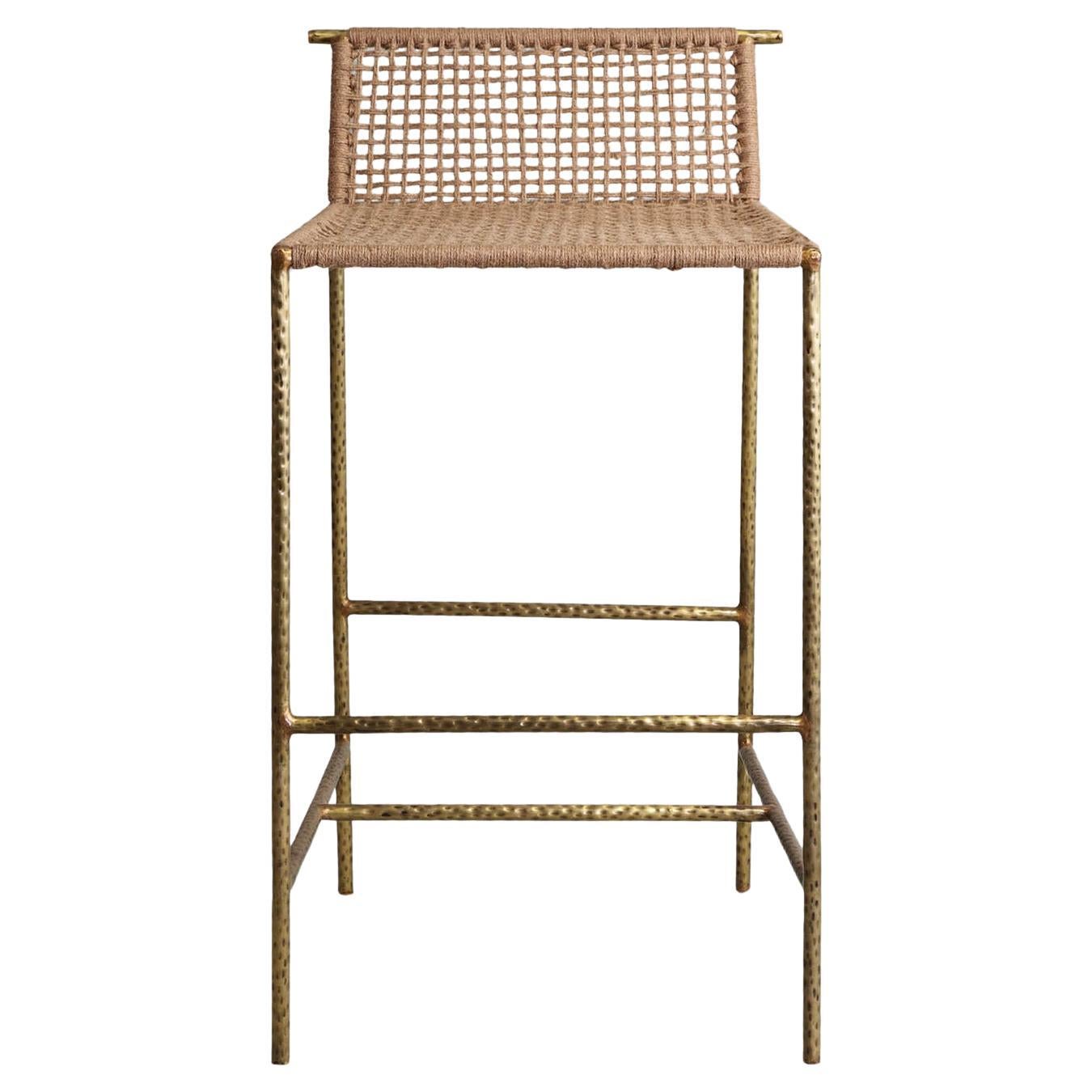 Sgabello Twist & Knot alto in corda con gambe in ottone, Viya di Vikram Goyal