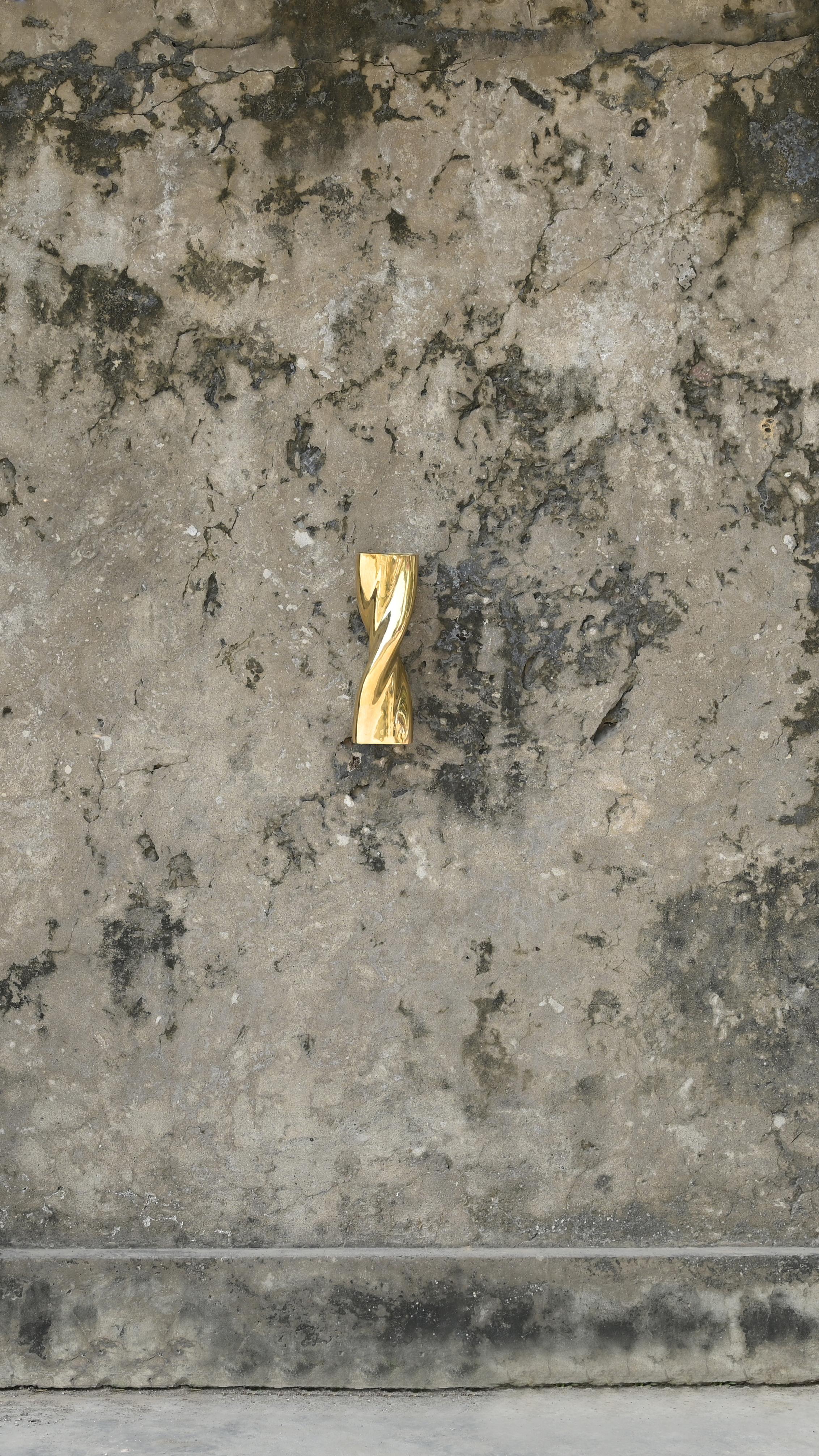 Lámpara de pared Twist de Studio Namit Khanna en Nuevo estado para la venta en Moradabad, Uttar Pradesh