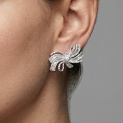Twisted 218 Round Diamonds 18K White Gold Earrings