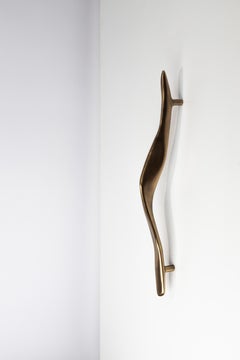 Tirador de latón retorcido con acabado en oro envejecido 49 cm diseño moderno orgánico