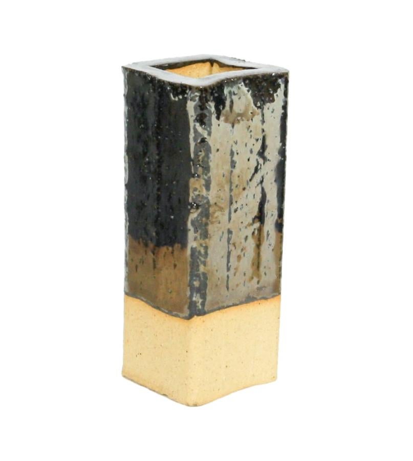 Twisted castle ceramic side table in Palladium. Made to order. 

BZIPPY ceramic goods are one-of-a-kind stoneware / earthenware editions including furniture, planters and home accessories. 

Each piece is designed, hand-built, glazed, and fired in