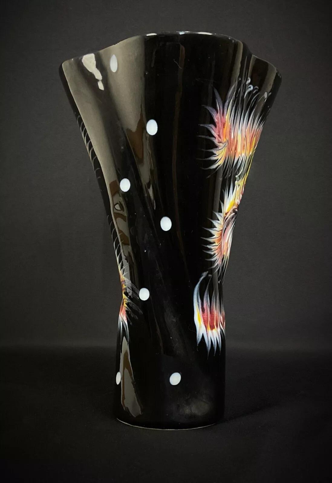 Twisted Ceramic Vase, Late 20th Century, Multicolored - 2Y359 For Sale 1