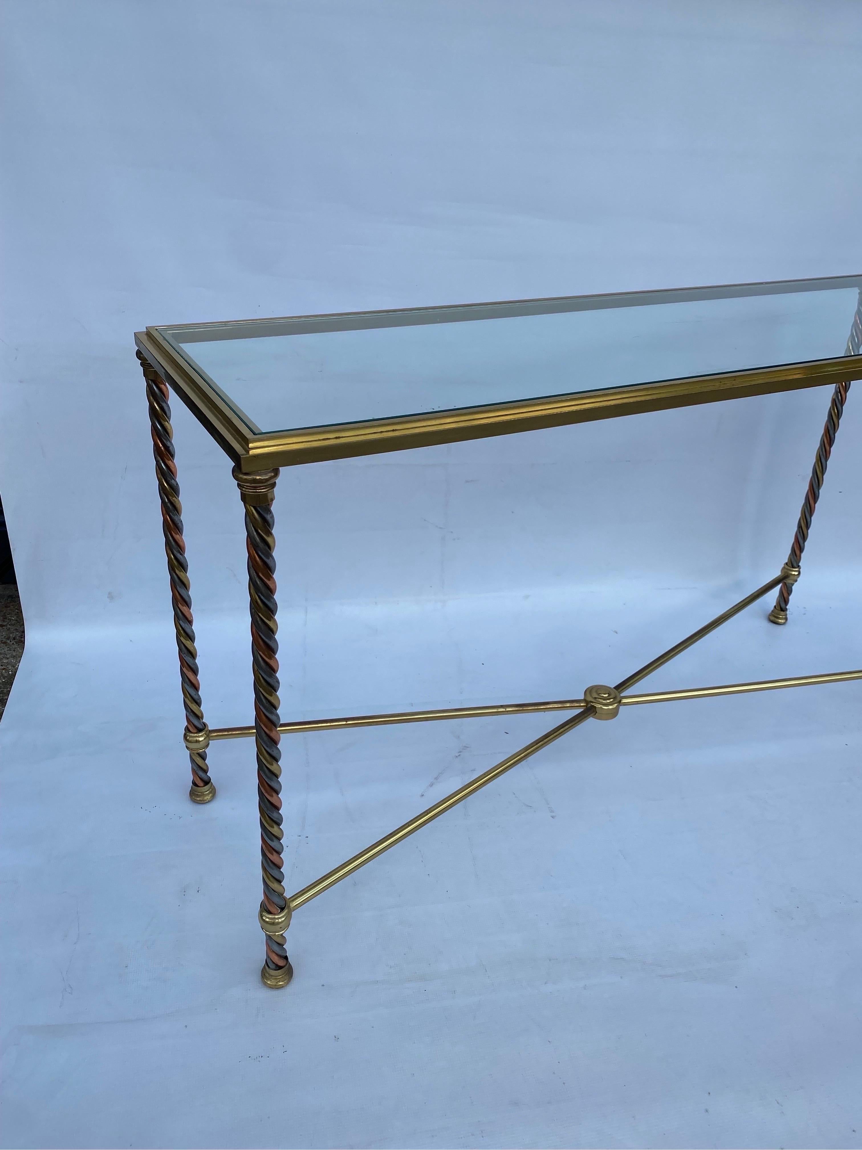 Verdrehter Konsolentisch aus Messing, Stahl und Kupfer, Hollywood-Regency-Glas, 1970er Jahre, Italienisch im Zustand „Gut“ in London, GB