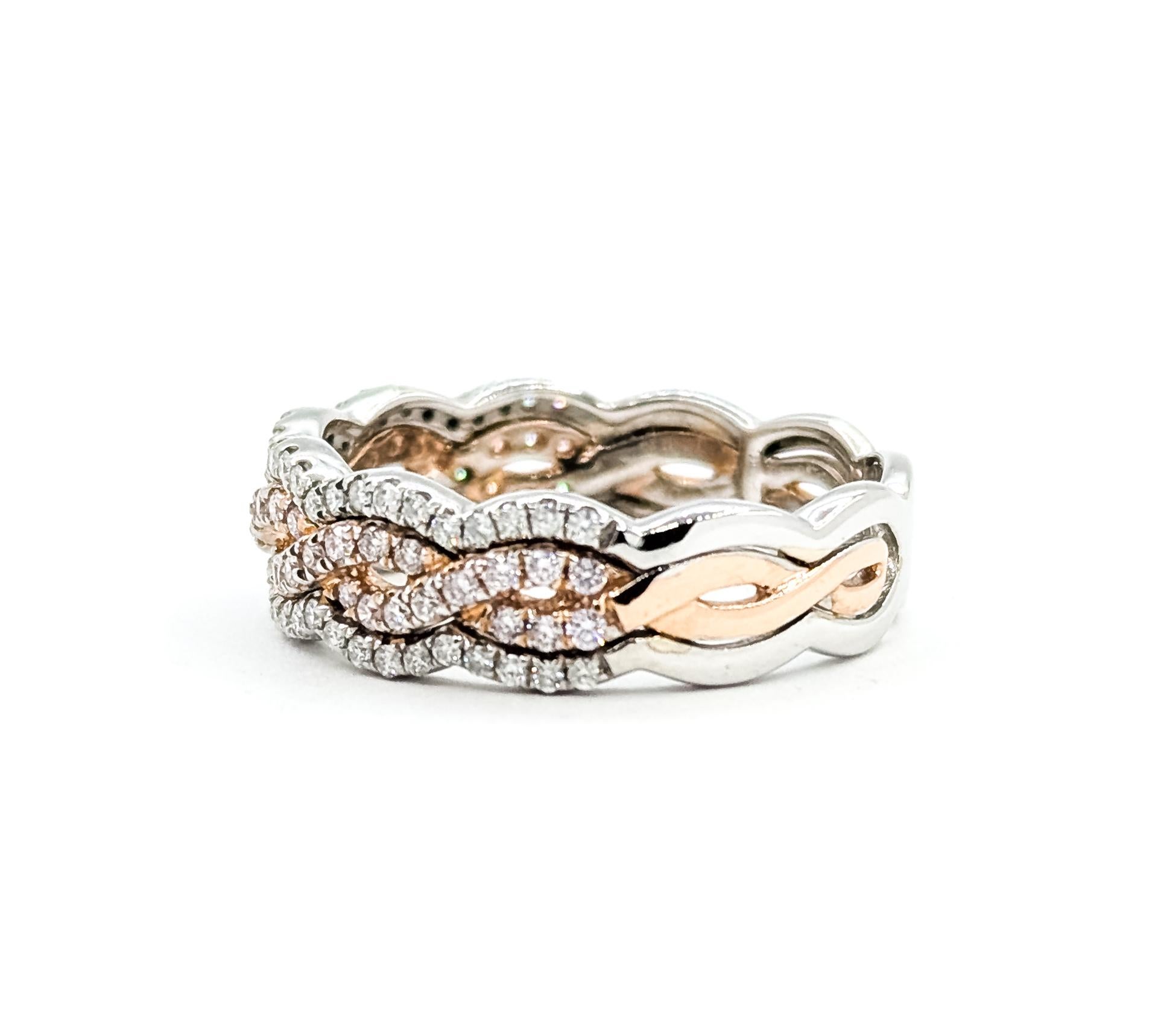 Contemporaneo Anello con diamante ritorto in 14 carati in vendita