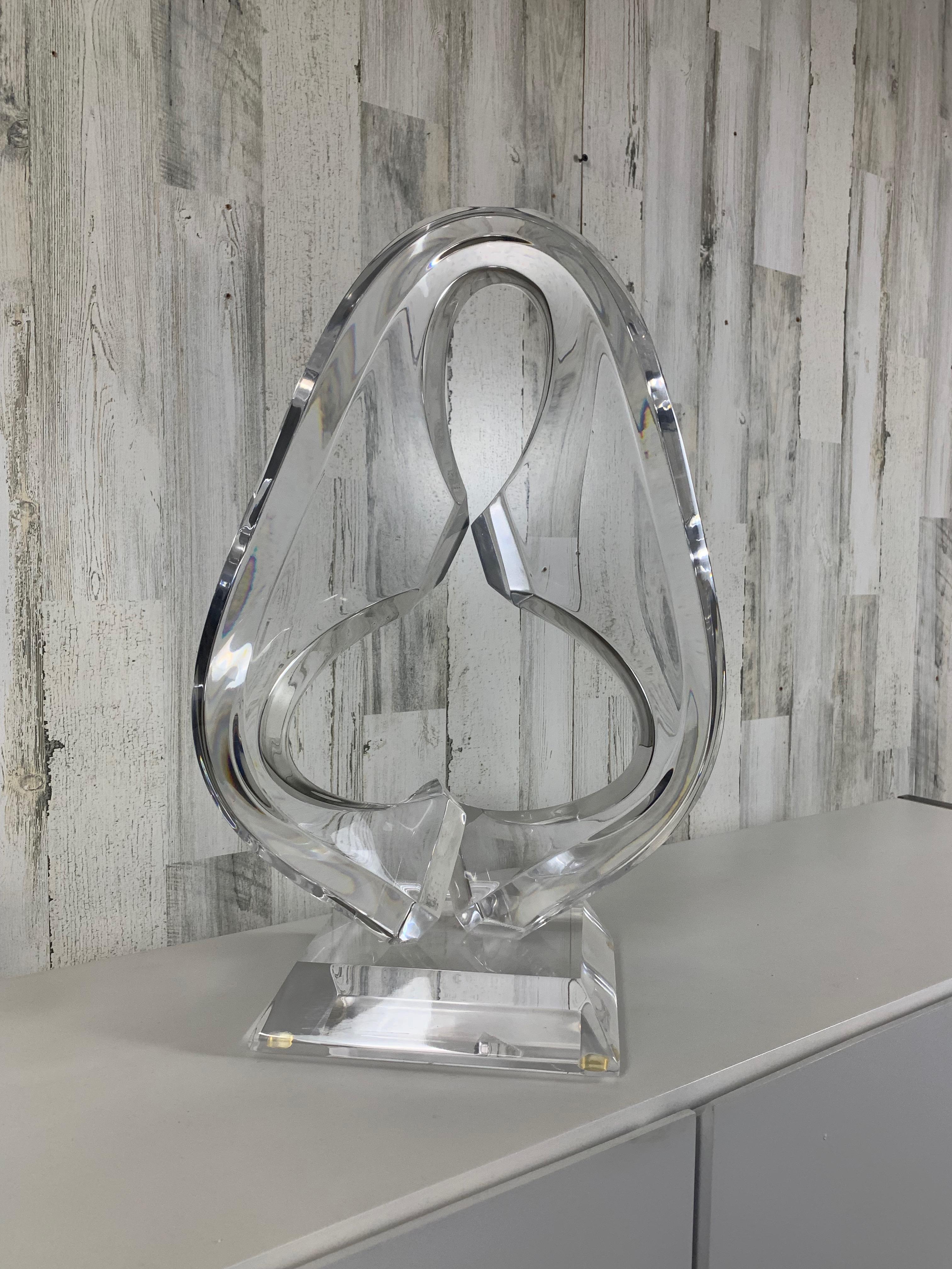 Scultura in lucite ritorta di Shlomi Haziza in vendita 1