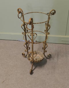 Twisted Metal Walking Stick Stand A charming 1920s piece with a round shape