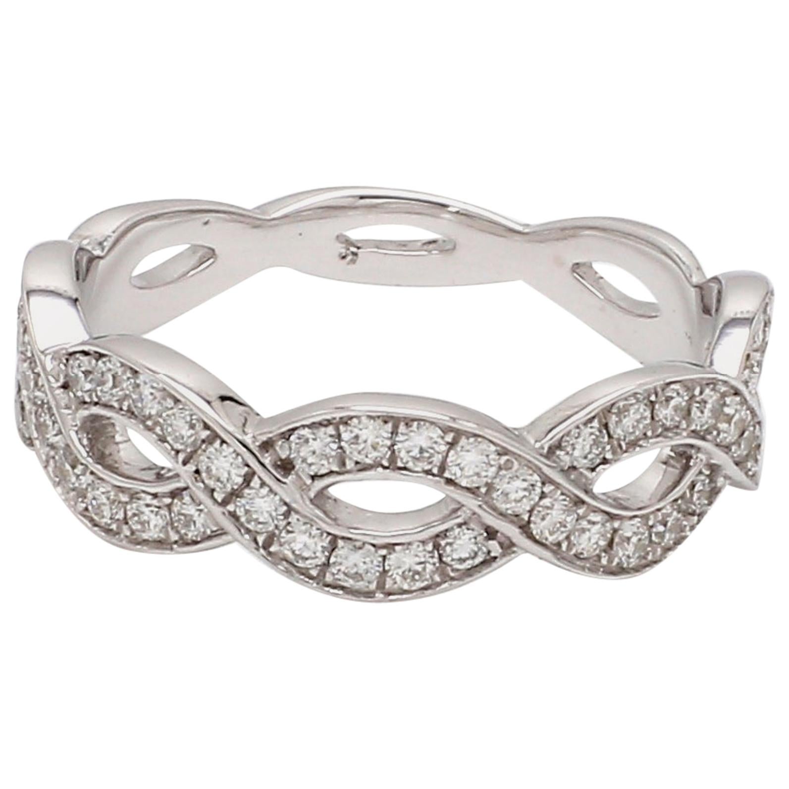 Round Brilliant Cut and Baqquett Diamond 18 Karat White Gold Wedding