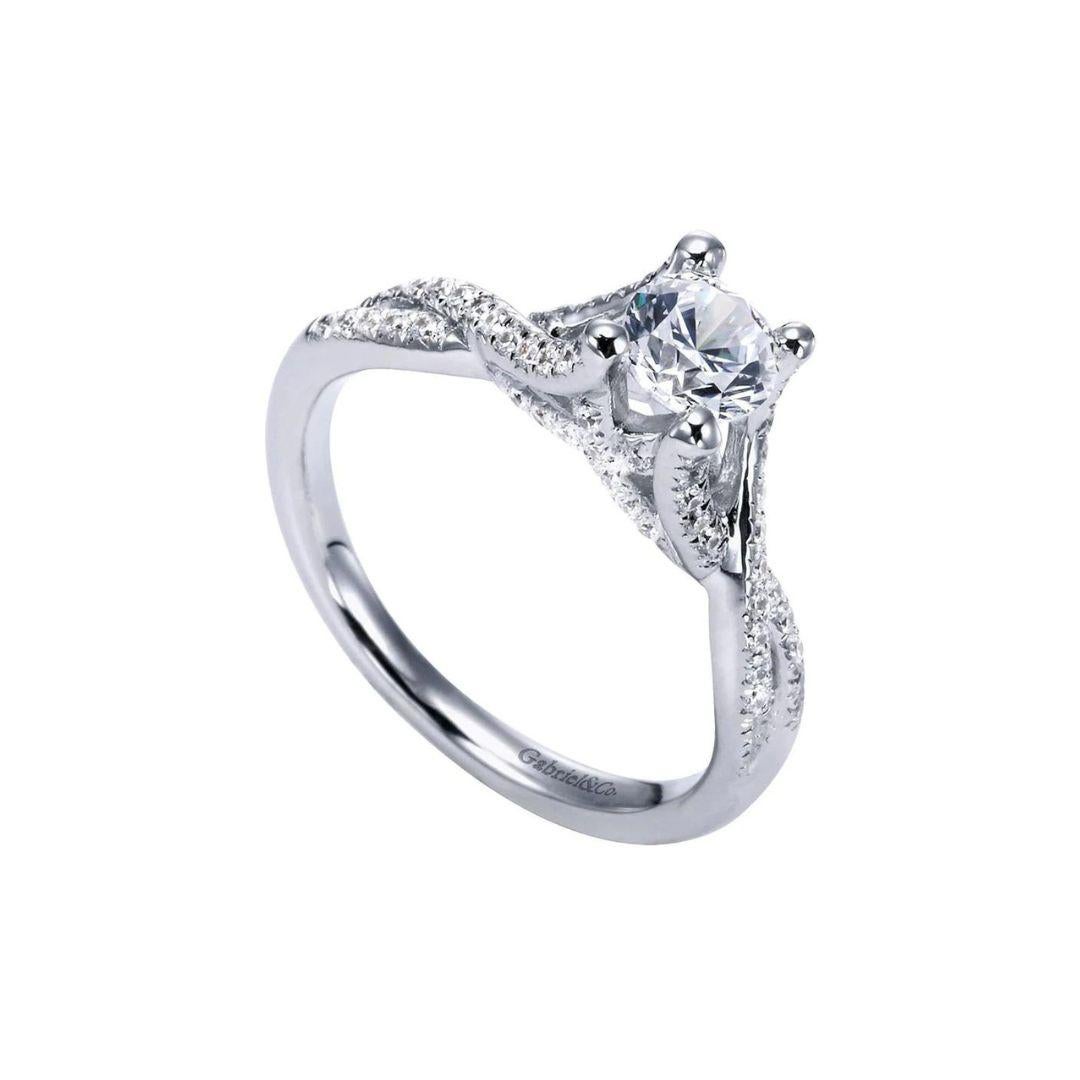 Round Cut Twisted Shank Diamond Halo Engagement Ring For Sale