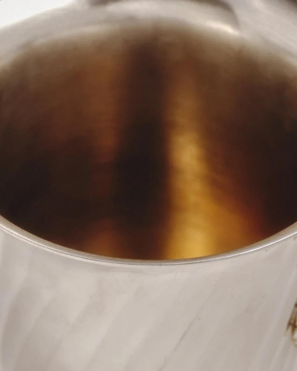 20ième siècle Seau à champagne en métal argenté torsadé, années 1950 en vente