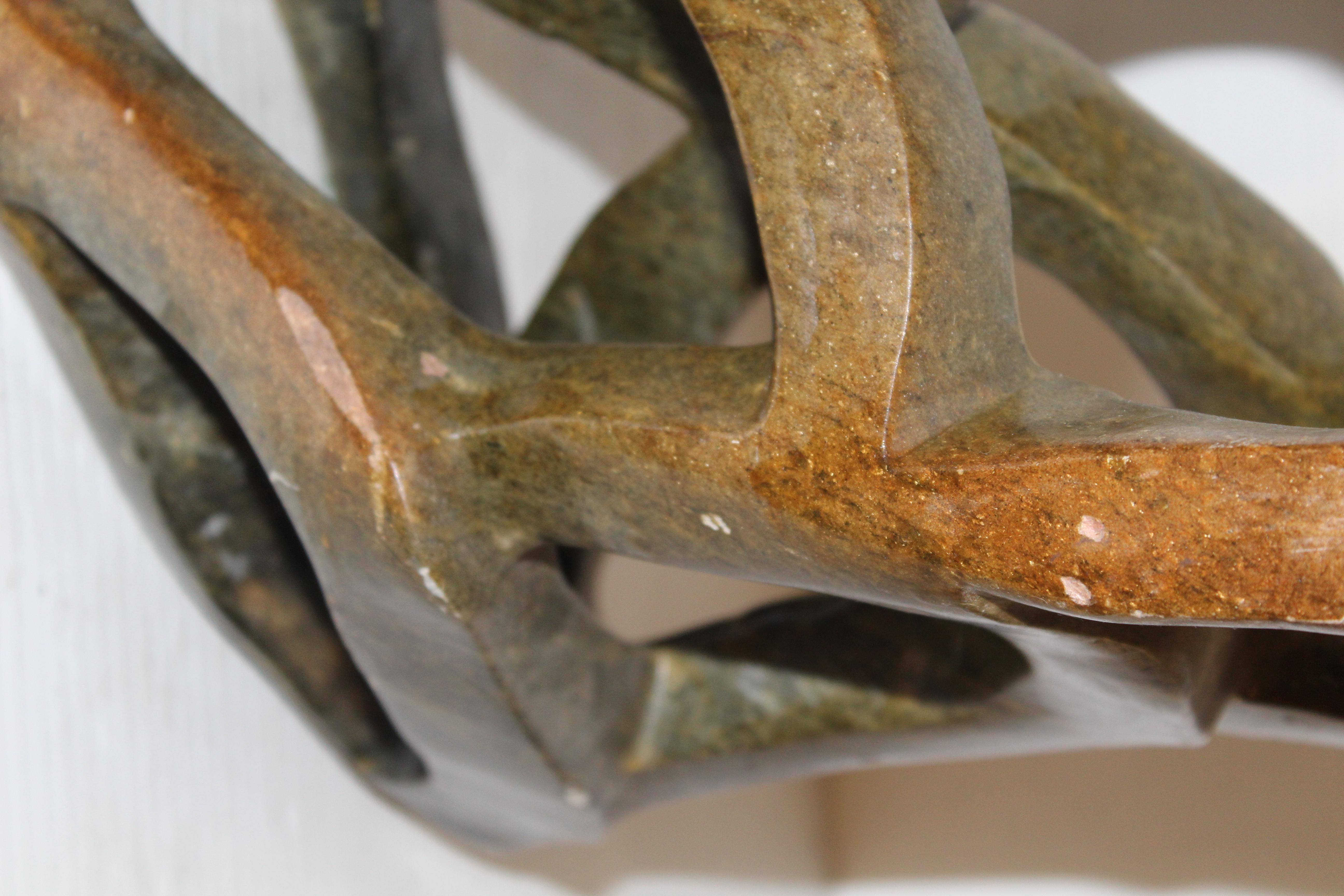 Scultura in pietra ollare ritorta in vendita 6
