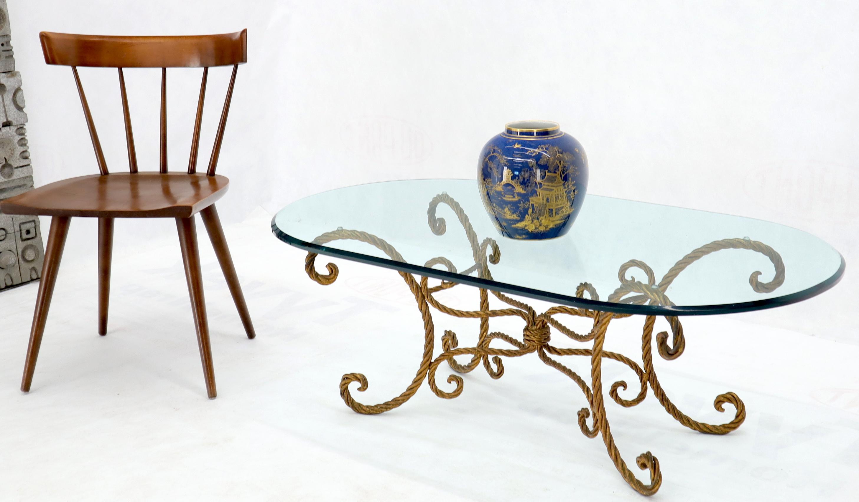 Verdrehte Schmiedeeisen Seil Gold vergoldet Basis Oval Racetrack Glasplatte Couchtisch im Angebot 3