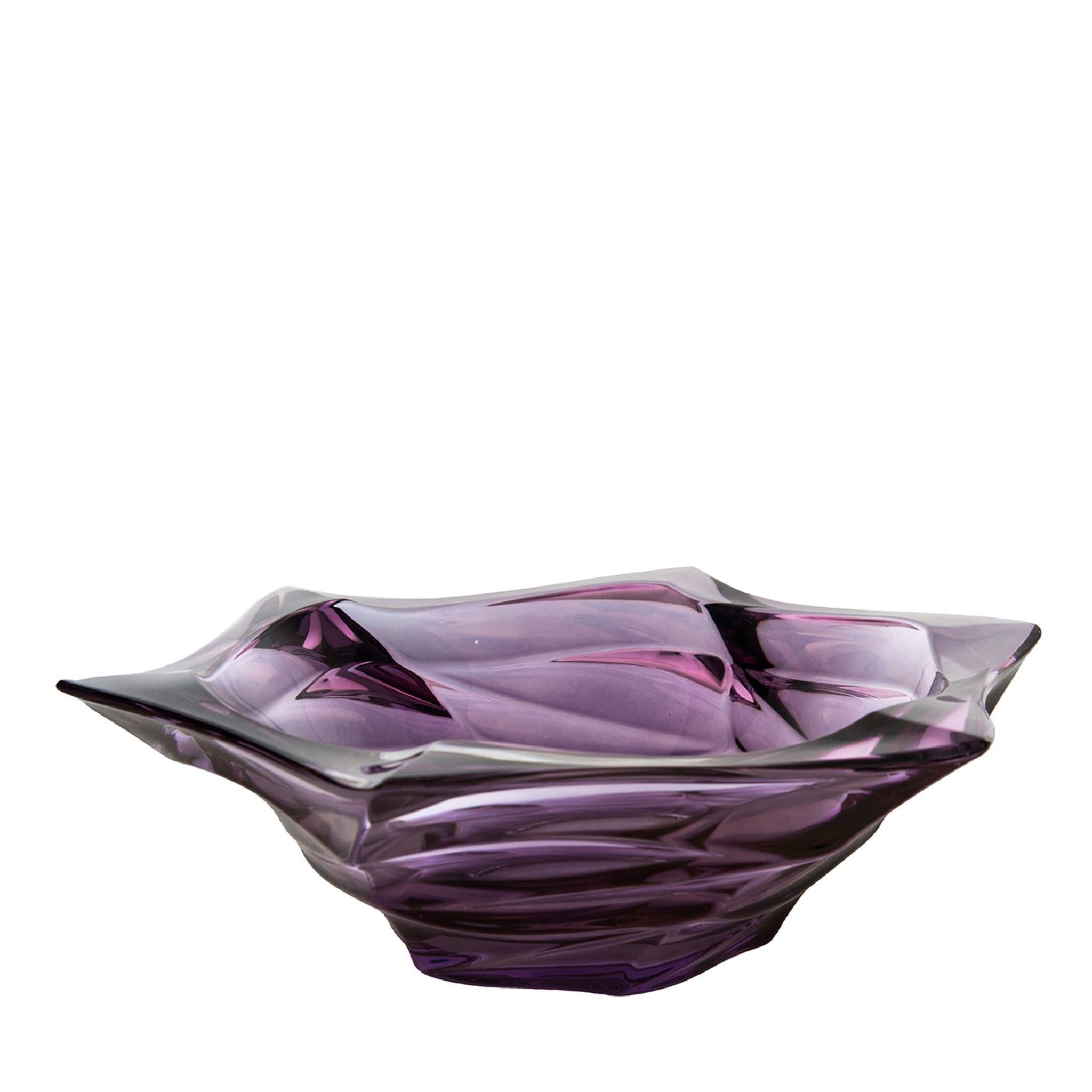 A sculptural objet d'art masterfully handcrafted of mouth-blown glass, it will be an elegant centerpiece on a dining table, or a versatile bowl to place in a refined entryway. Marked by a bold silhouette of strong textural value, it is enhanced with