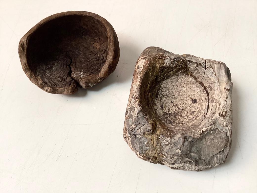 Native American Two 14th-16th Century Bowls from the Pre-Inuit/ Eskimo Thule Culture For Sale