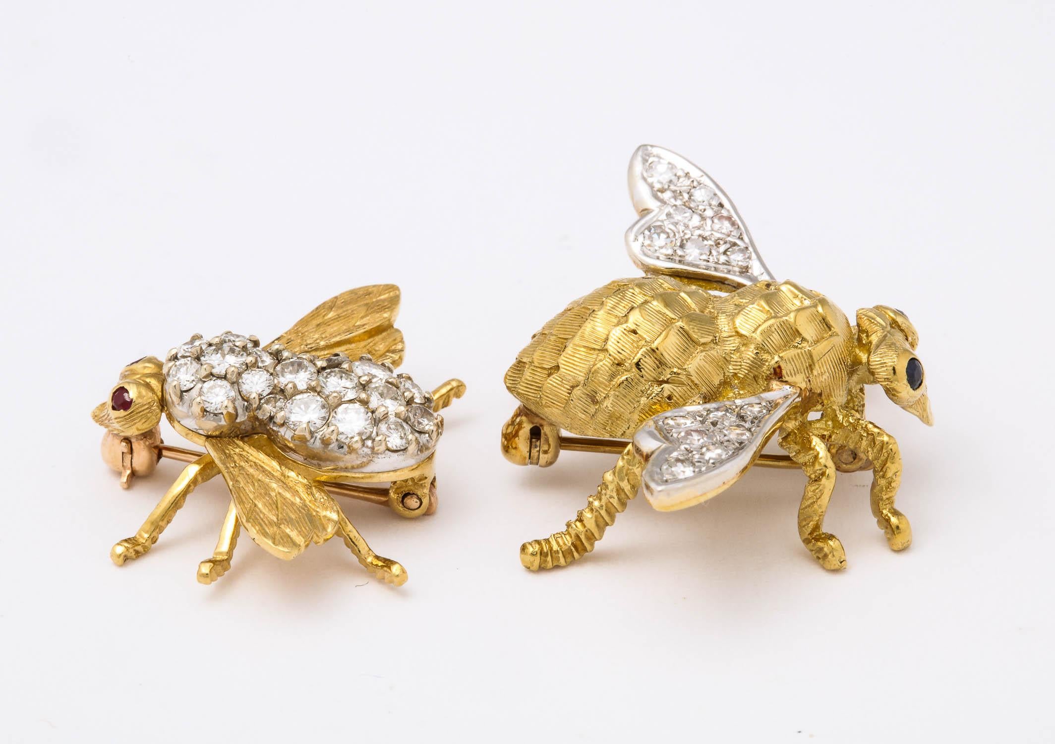 Two 18 Karat Gold and Diamond Bee Pins Handcrafted In Good Condition For Sale In New York, NY