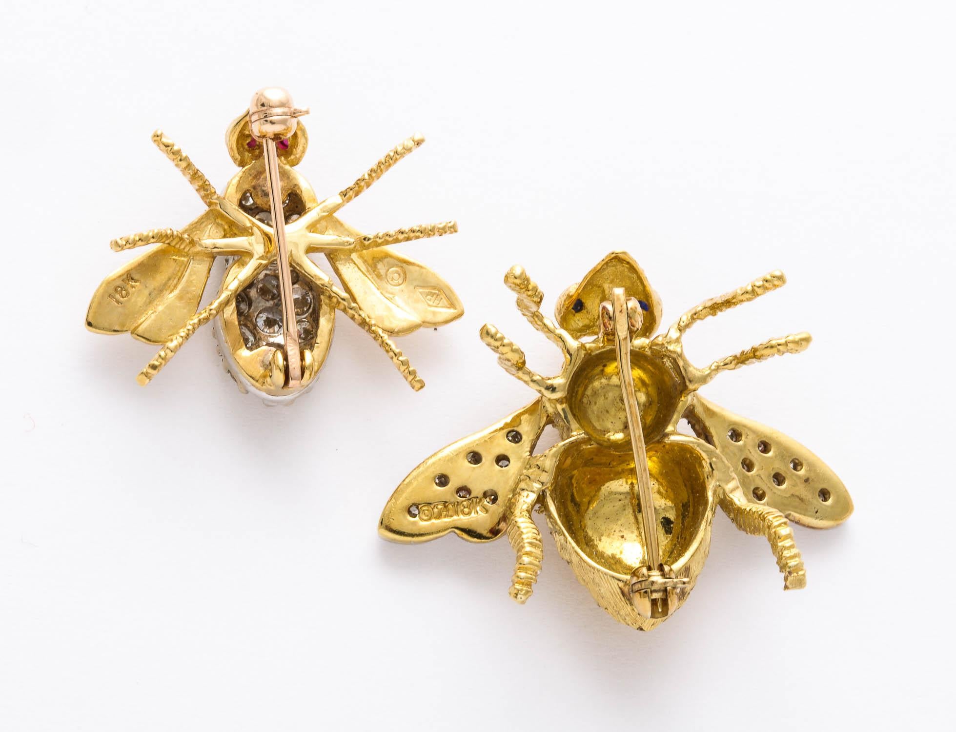 Two 18 Karat Gold and Diamond Bee Pins Handcrafted For Sale 1