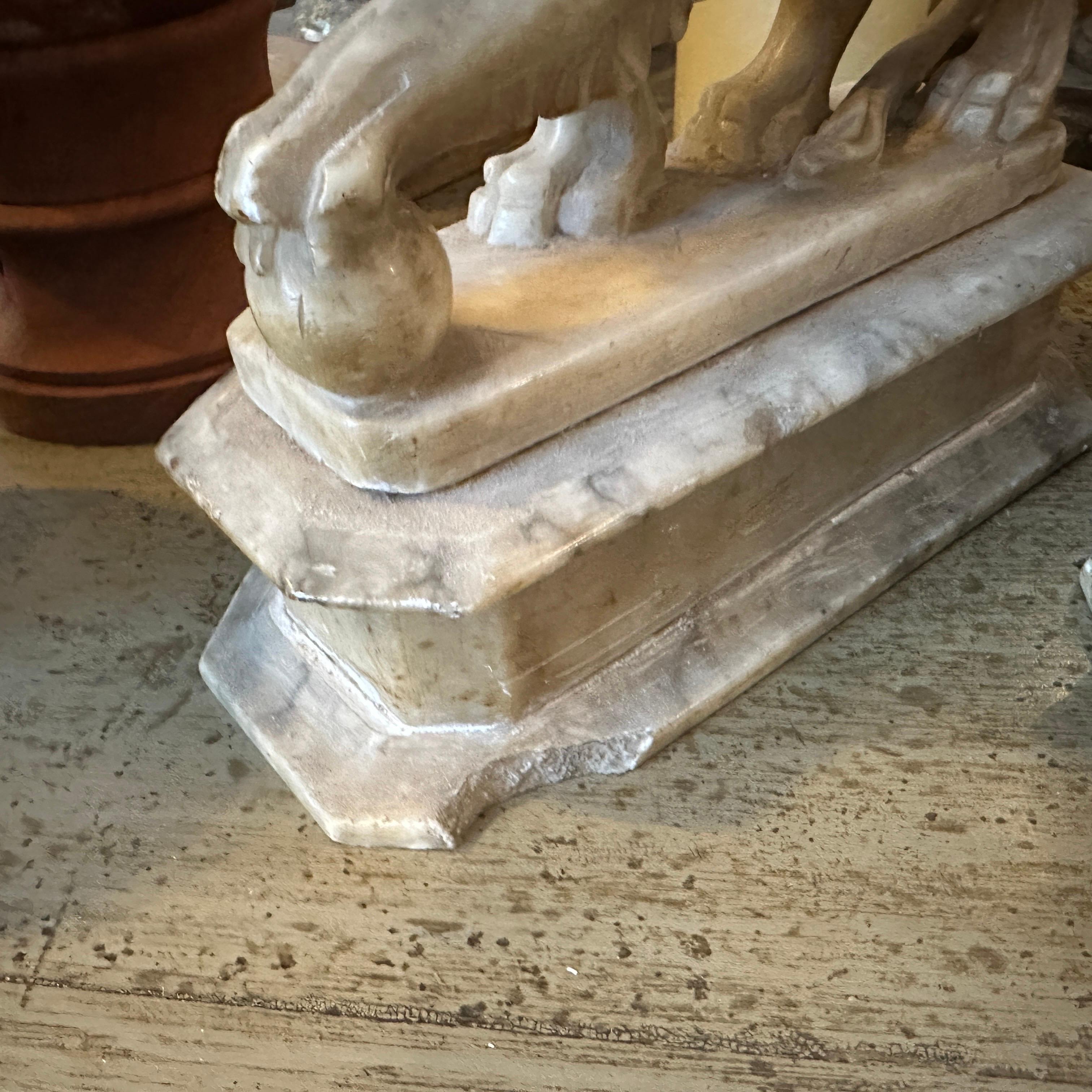 Two 1870s Roman Style Hand-Carved Alabaster Italian Sculptures of Lions 3