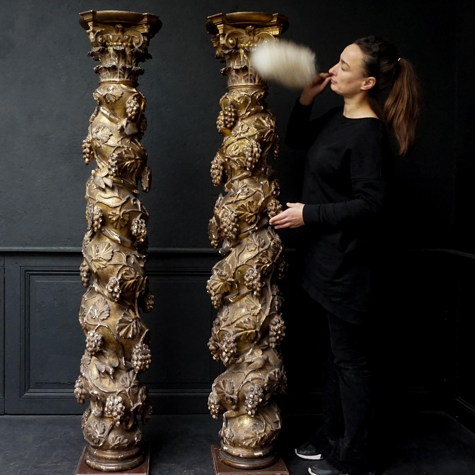 Hand-Carved Two 18th Century Italian Baroque Solomonic Gilt Columns with Corinthian Capitals For Sale