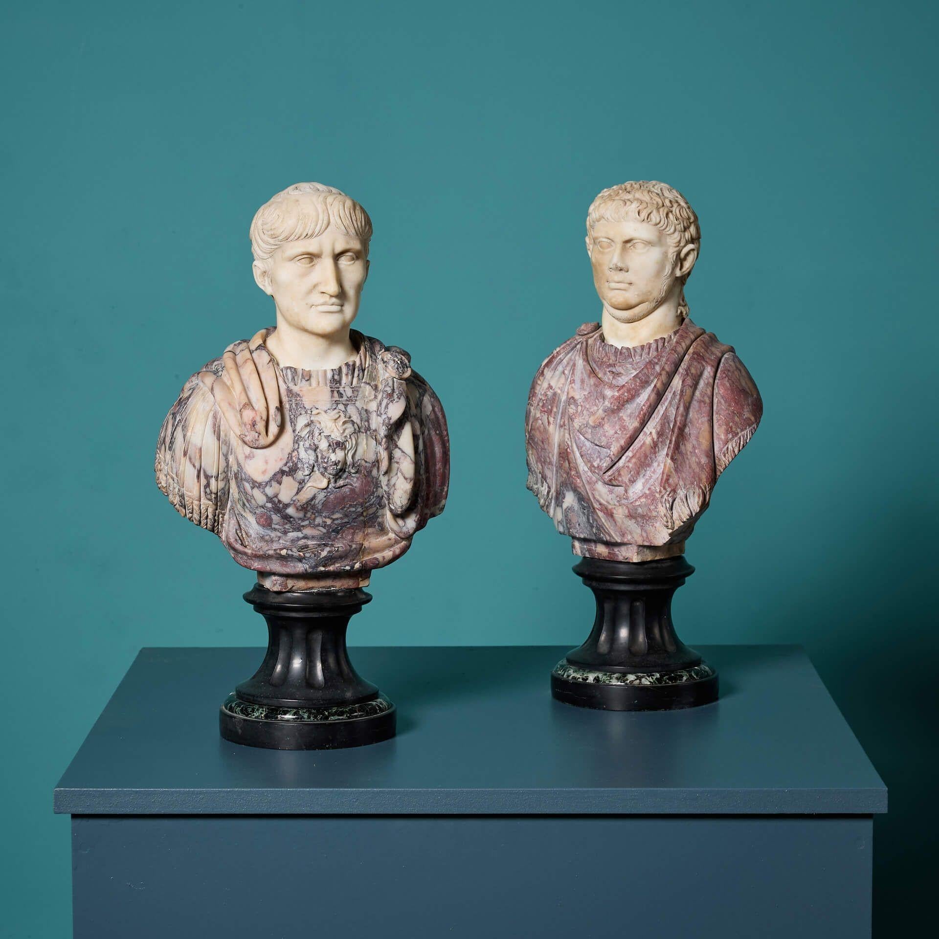 Dos bustos de emperador italianos de mármol del siglo XVIII en Bastante bueno estado para la venta en Wormelow, Herefordshire