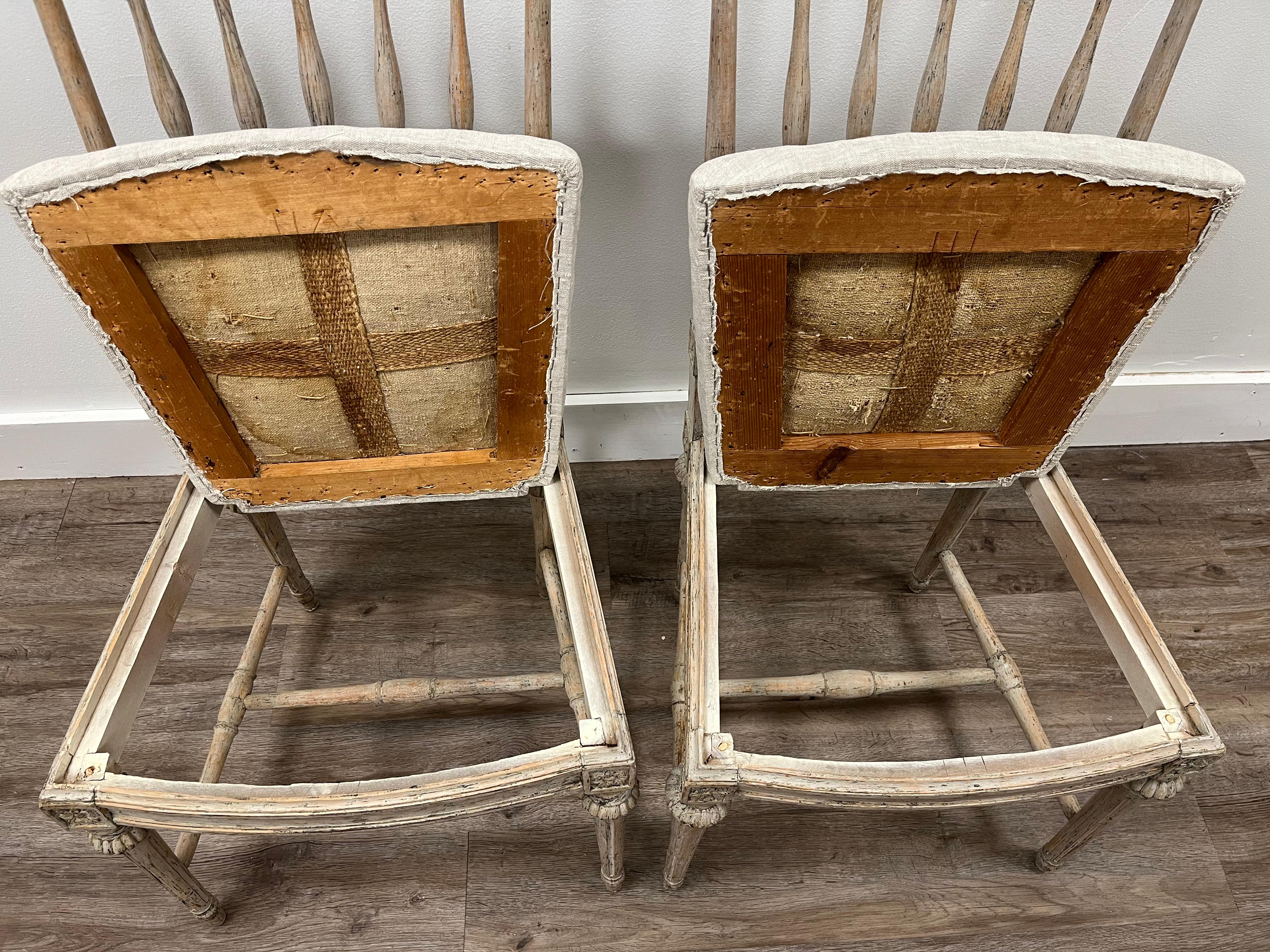 Two Similar 18th Century Swedish Gustavian Chairs For Sale 4
