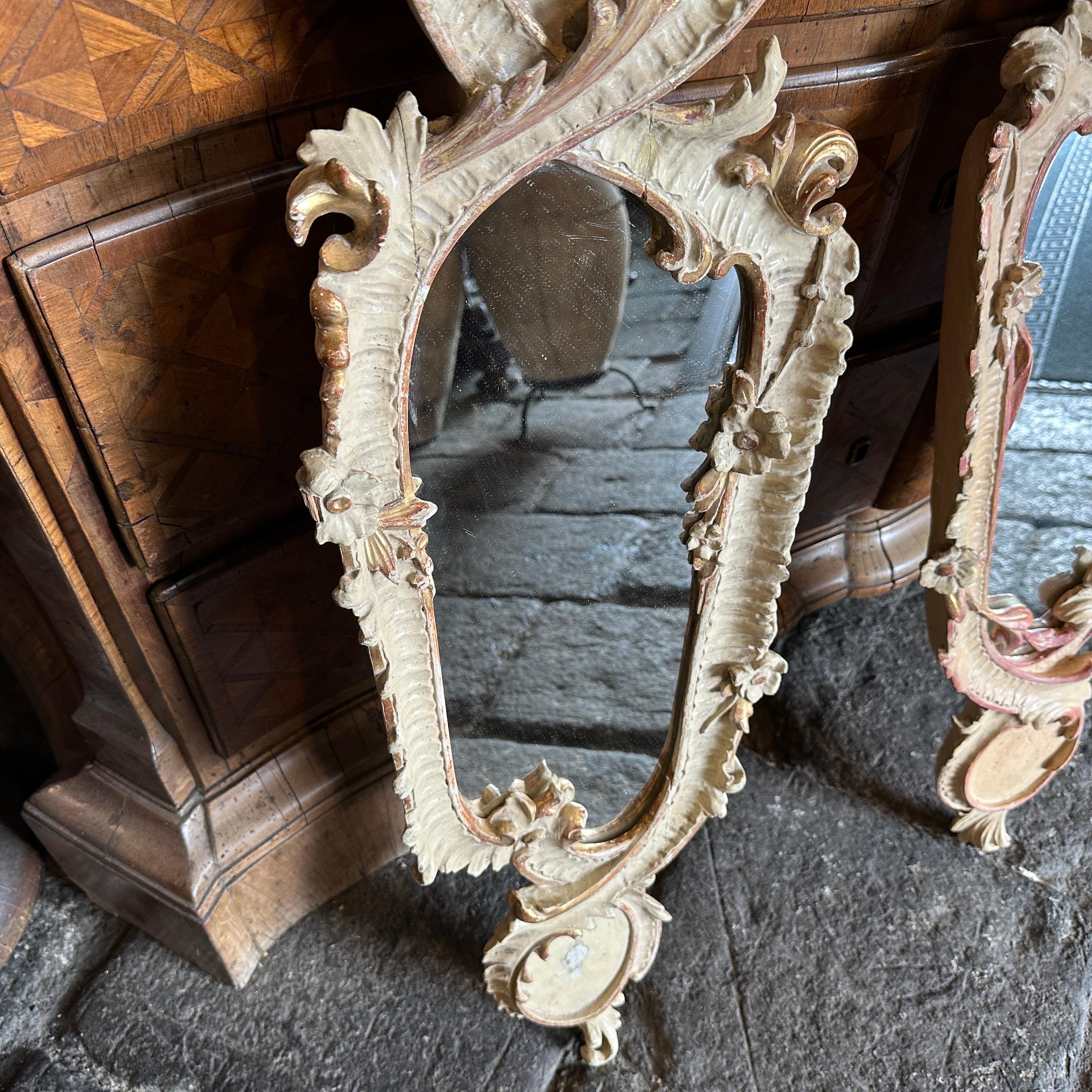 Two 1900s Art Nouveau Hand-Carved Lacquered Wood Italian Wall Mirrors For Sale 10