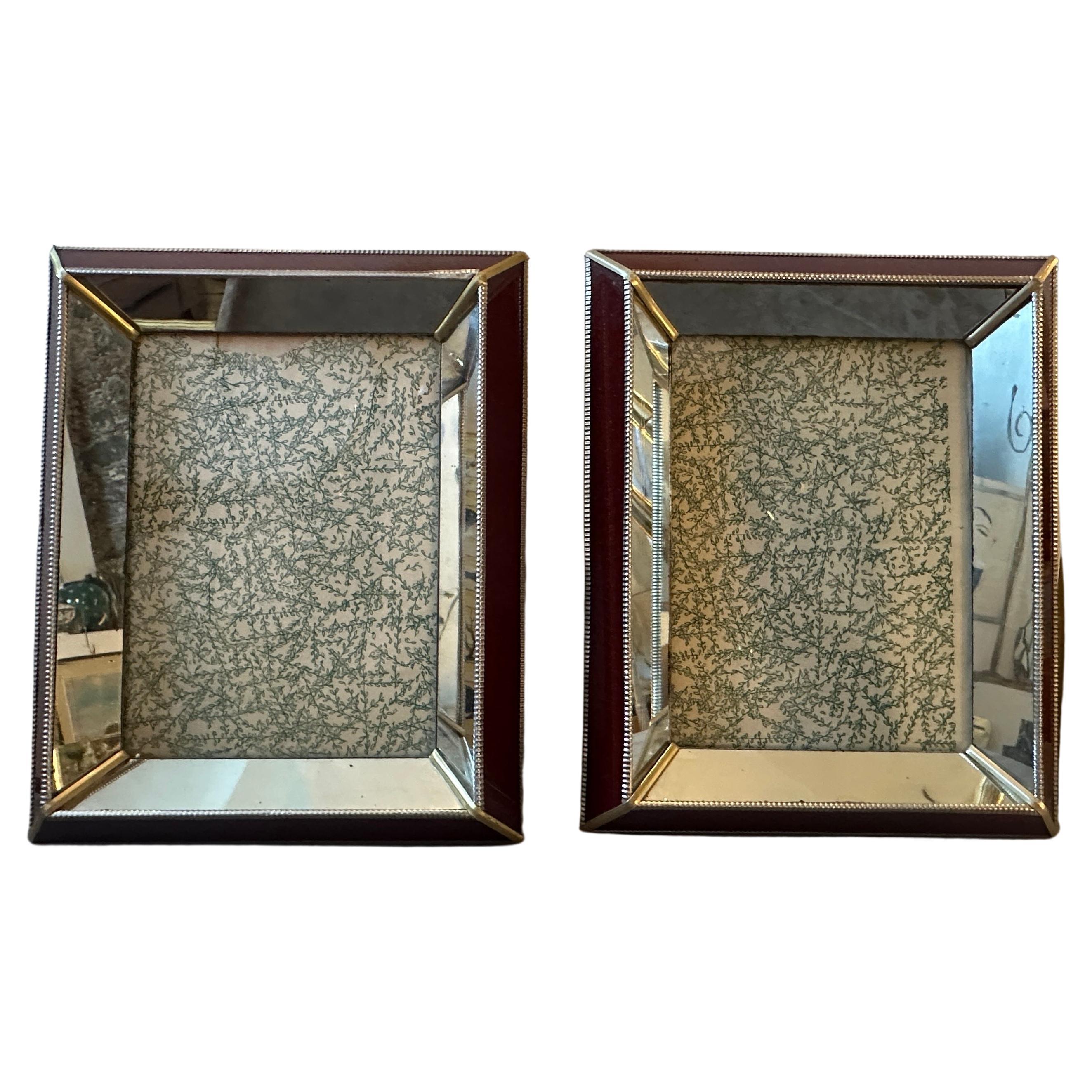 Two 1940s Art Deco Rectangular Picture Frames manufactured in Italy in the Thirties, they are stunning and elegant pieces that embody the design aesthetics of the Art Deco era. This exquisite picture frames have been meticulously crafted with a