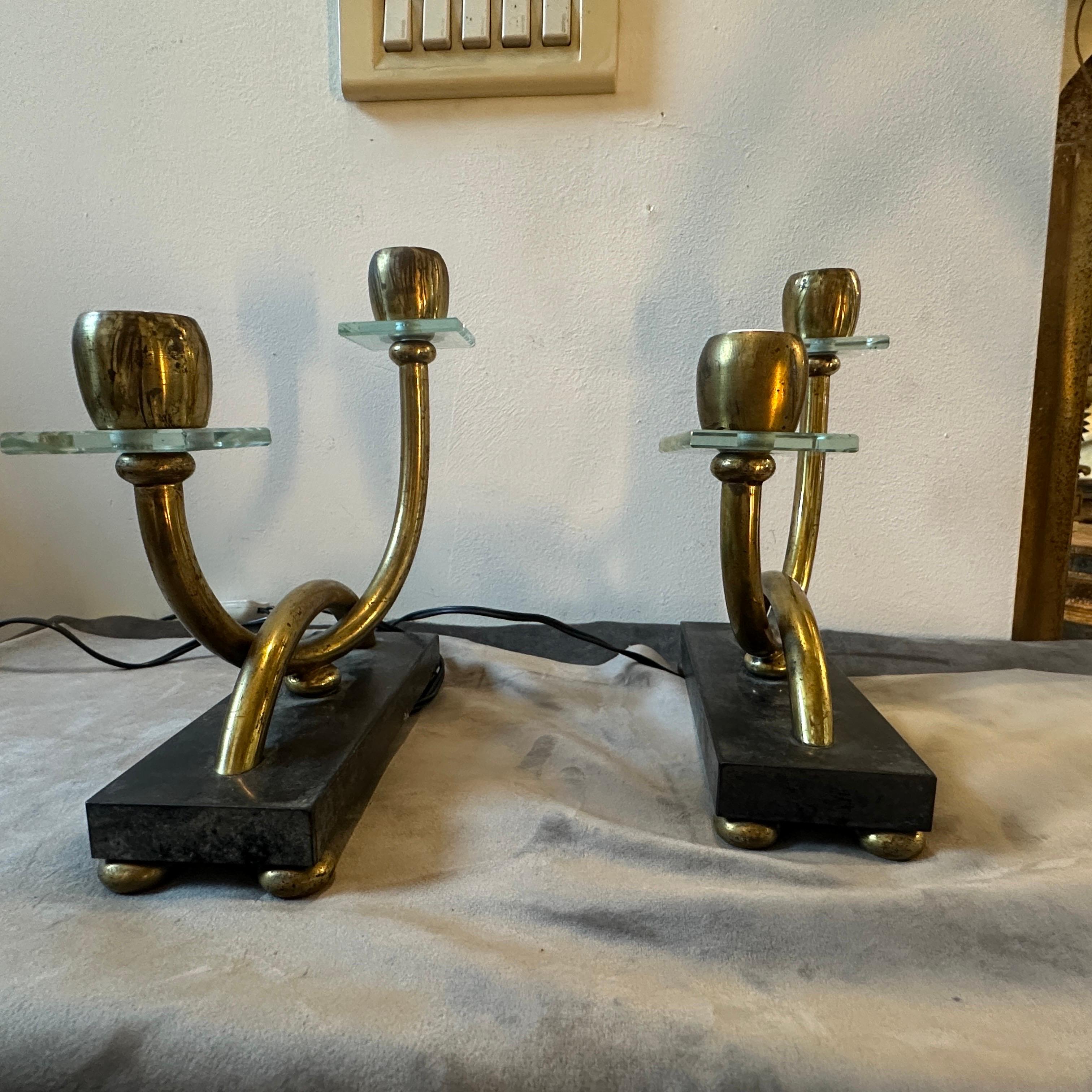 Two 1930s Giò Ponti style Art Deco Brass, Marble and Glass Italian Table Lamps For Sale 5