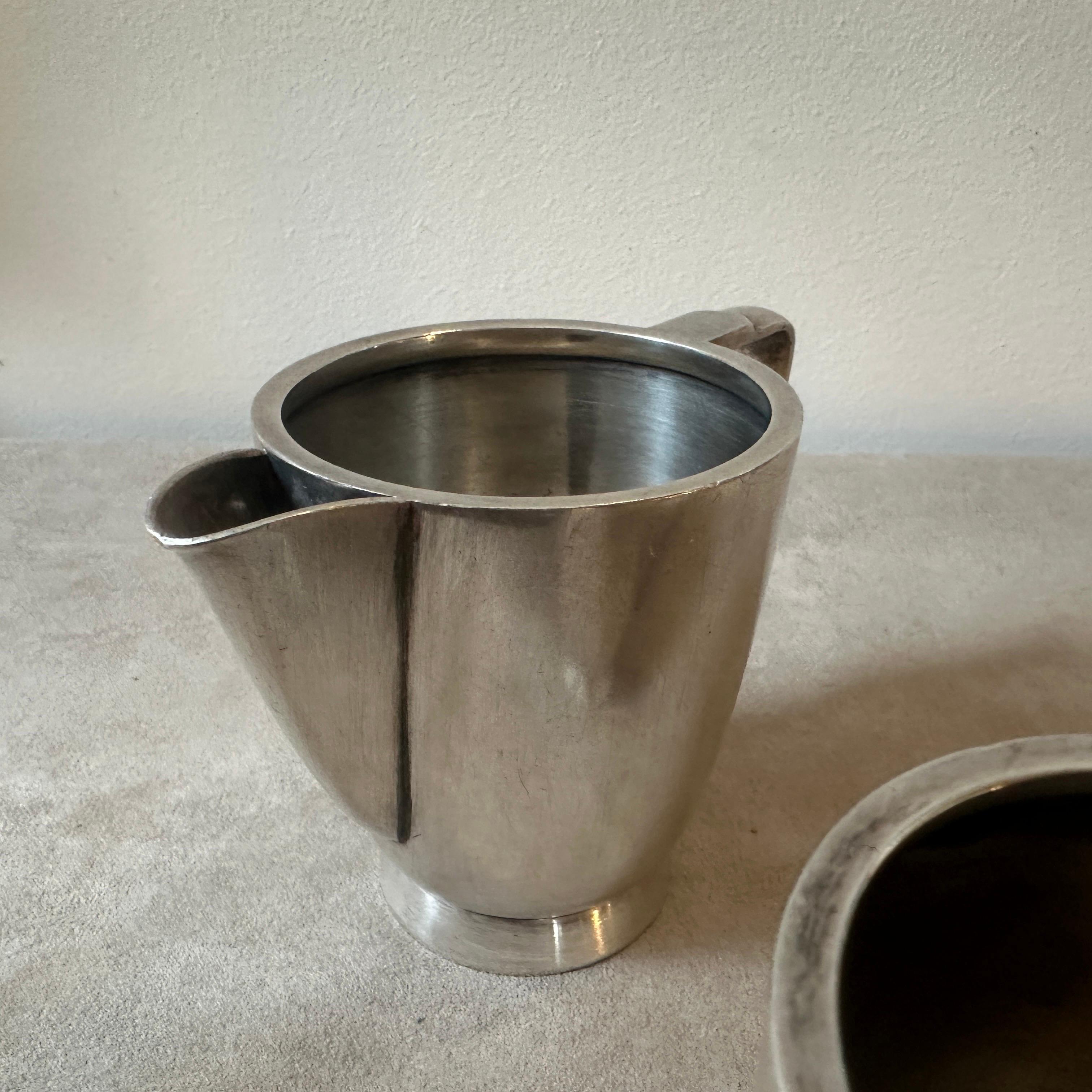 Two 1940s Art Deco Coffee Pots Designed by Gio Ponti for Fratelli Calderoni For Sale 2