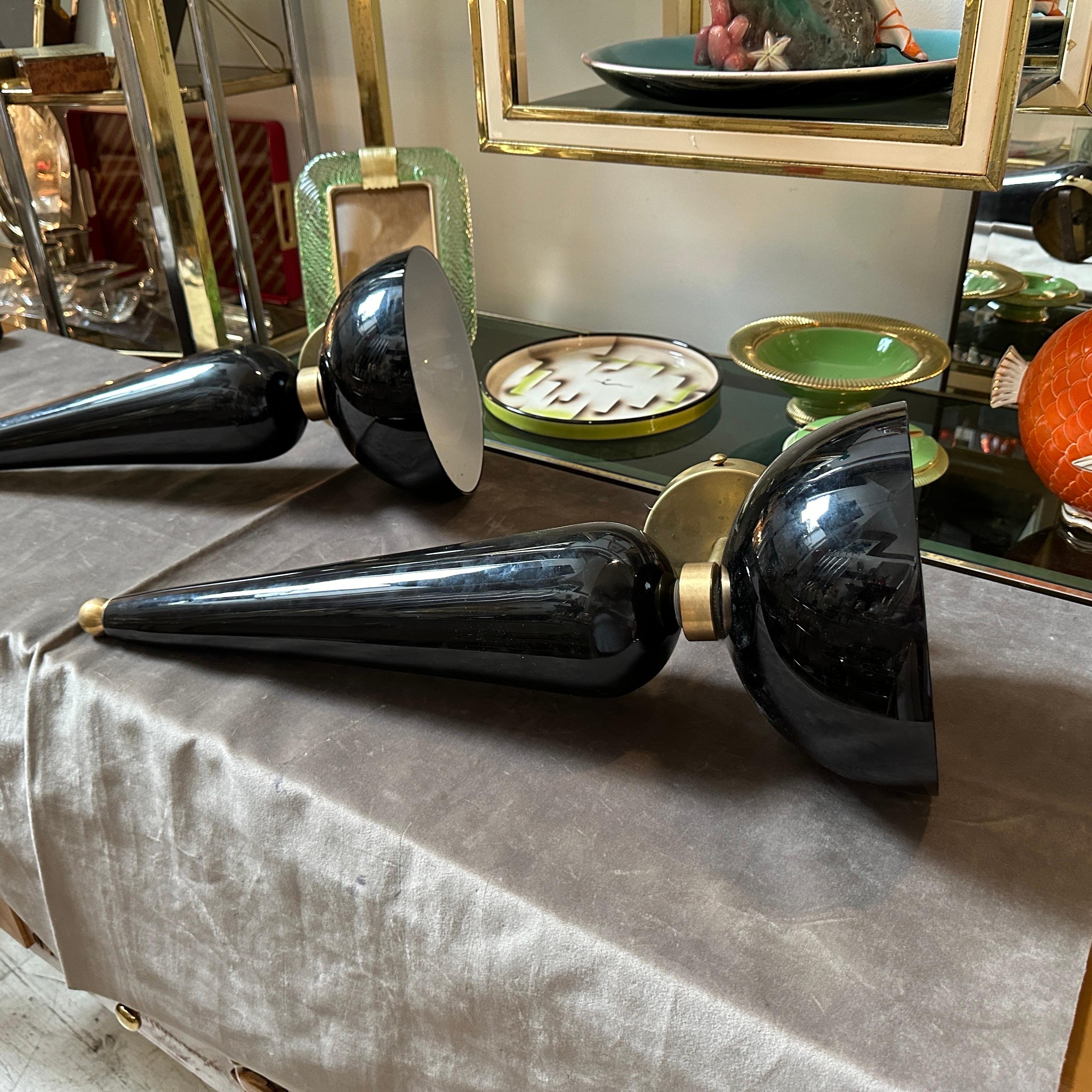 Two 1950s Art Deco Black and White Murano Glass and Brass Torchere Wall Sconces For Sale 2