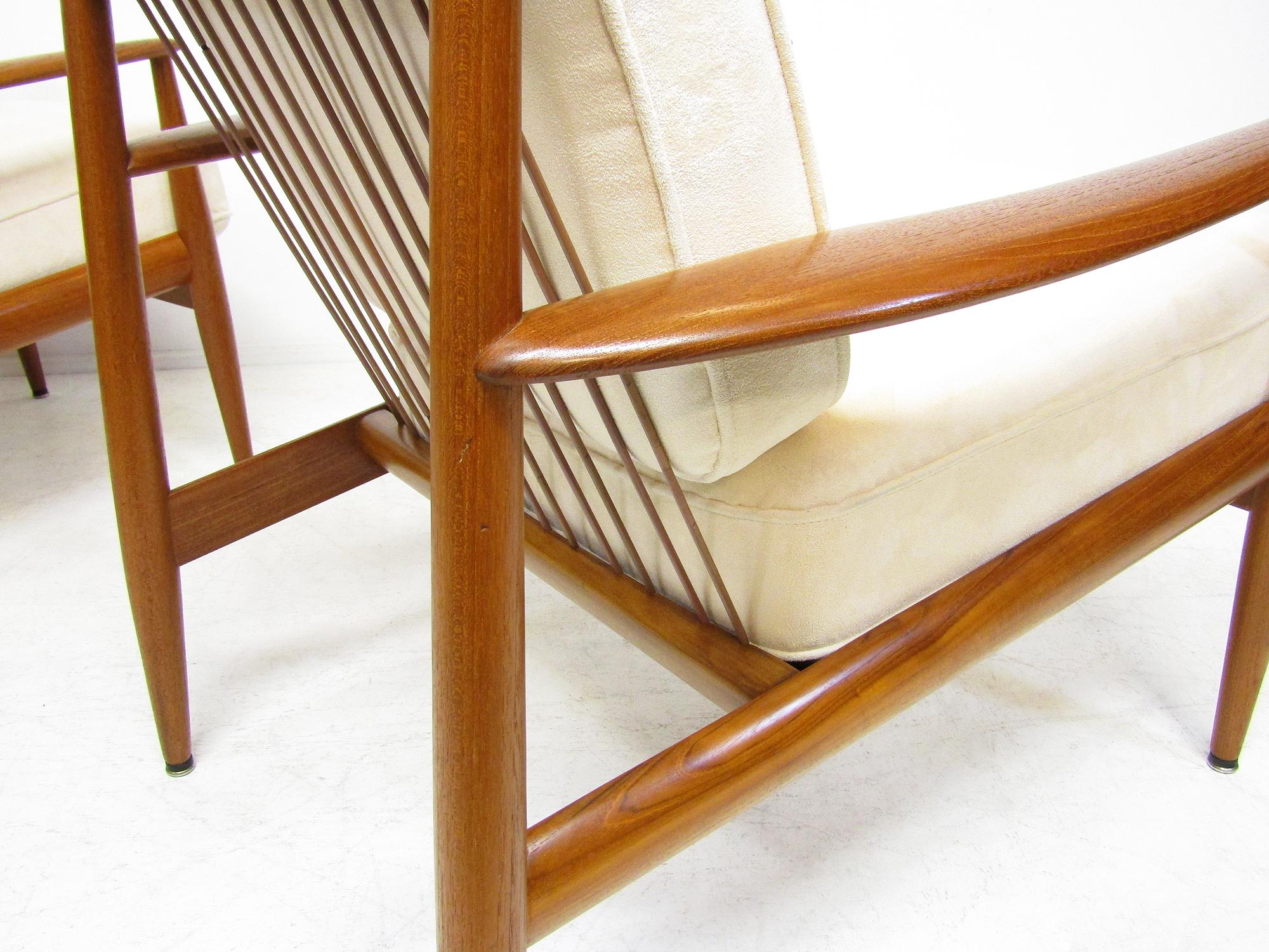 Deux chaises longues danoises118 en teck des années 1950 par Grete Jalk en vente 1