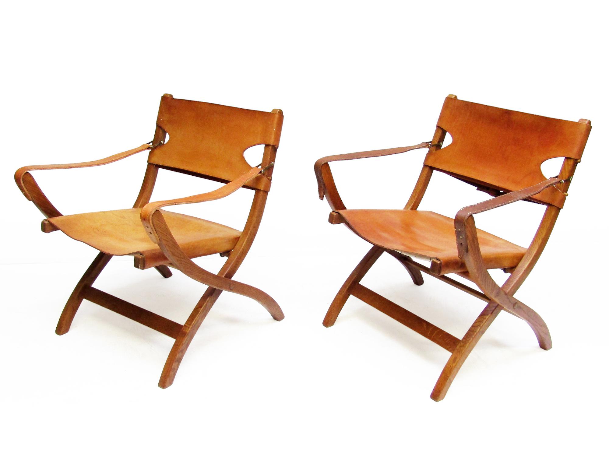 Zwei dänische Safari-Stühle aus Eiche und Leder aus den 1950er Jahren von Poul Hundevad im Angebot 1