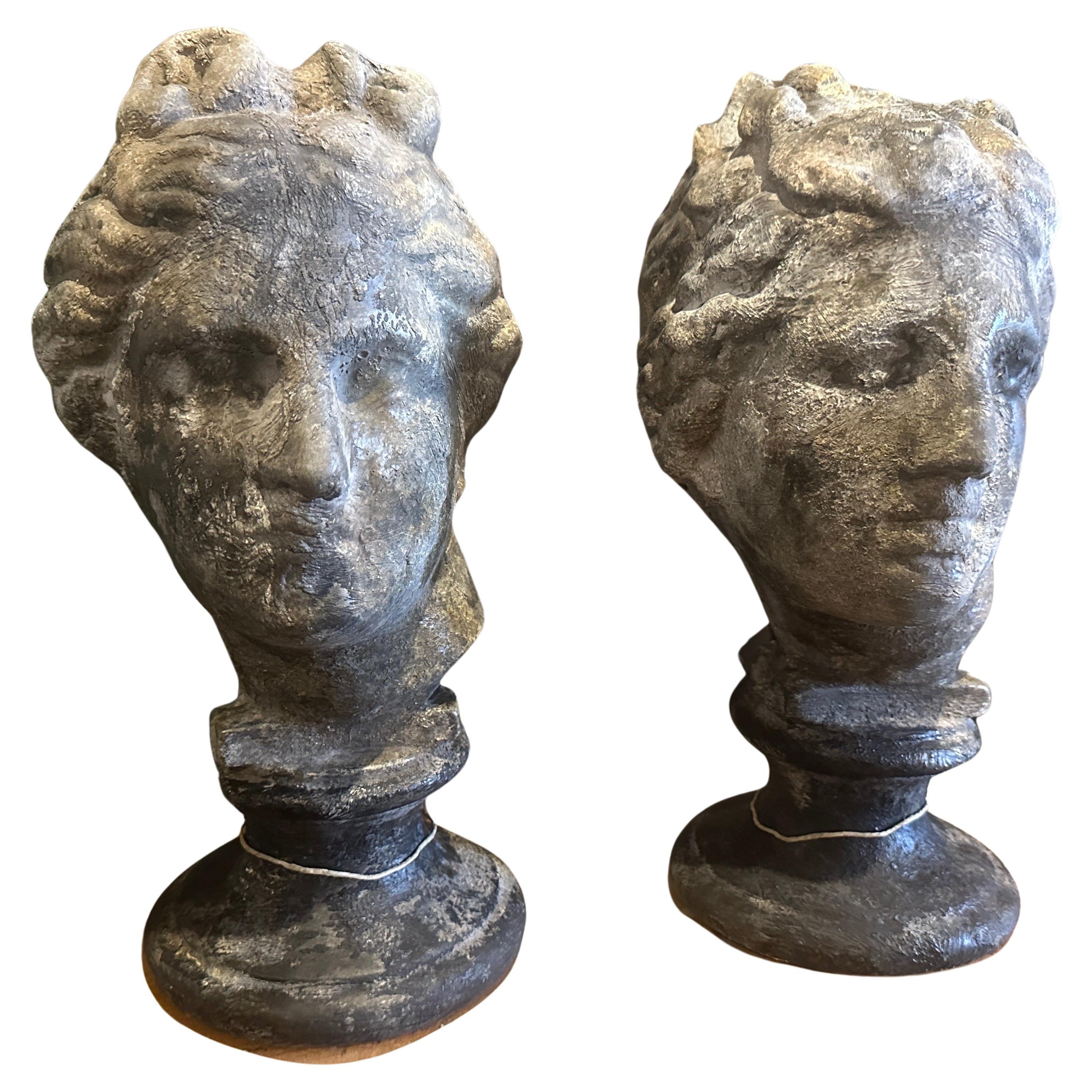 Two 1950s Neoclassical Plaster Italian Scultures of Apollo and Venere dei Medici For Sale