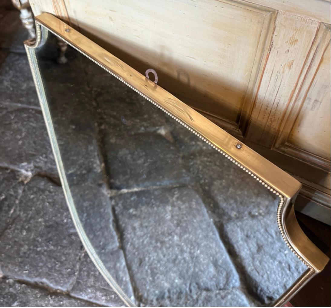 20ième siècle Deux miroirs muraux italiens en laiton de style Gio Ponti, mi-siècle moderne, des années 1960 en vente
