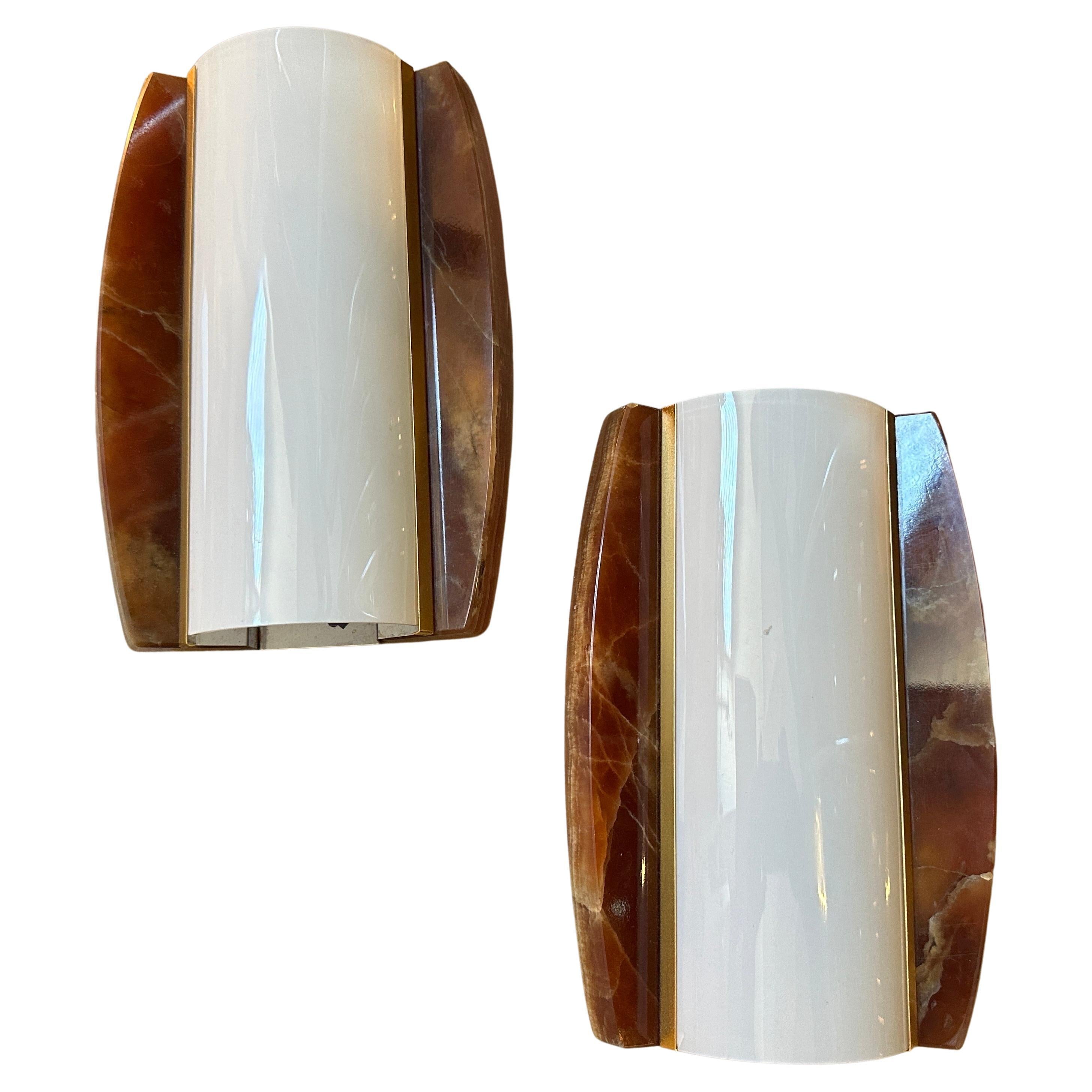 Two 1960s Mid-Century Modern Marble Brass and Plexiglass Italian Wall Sconces For Sale