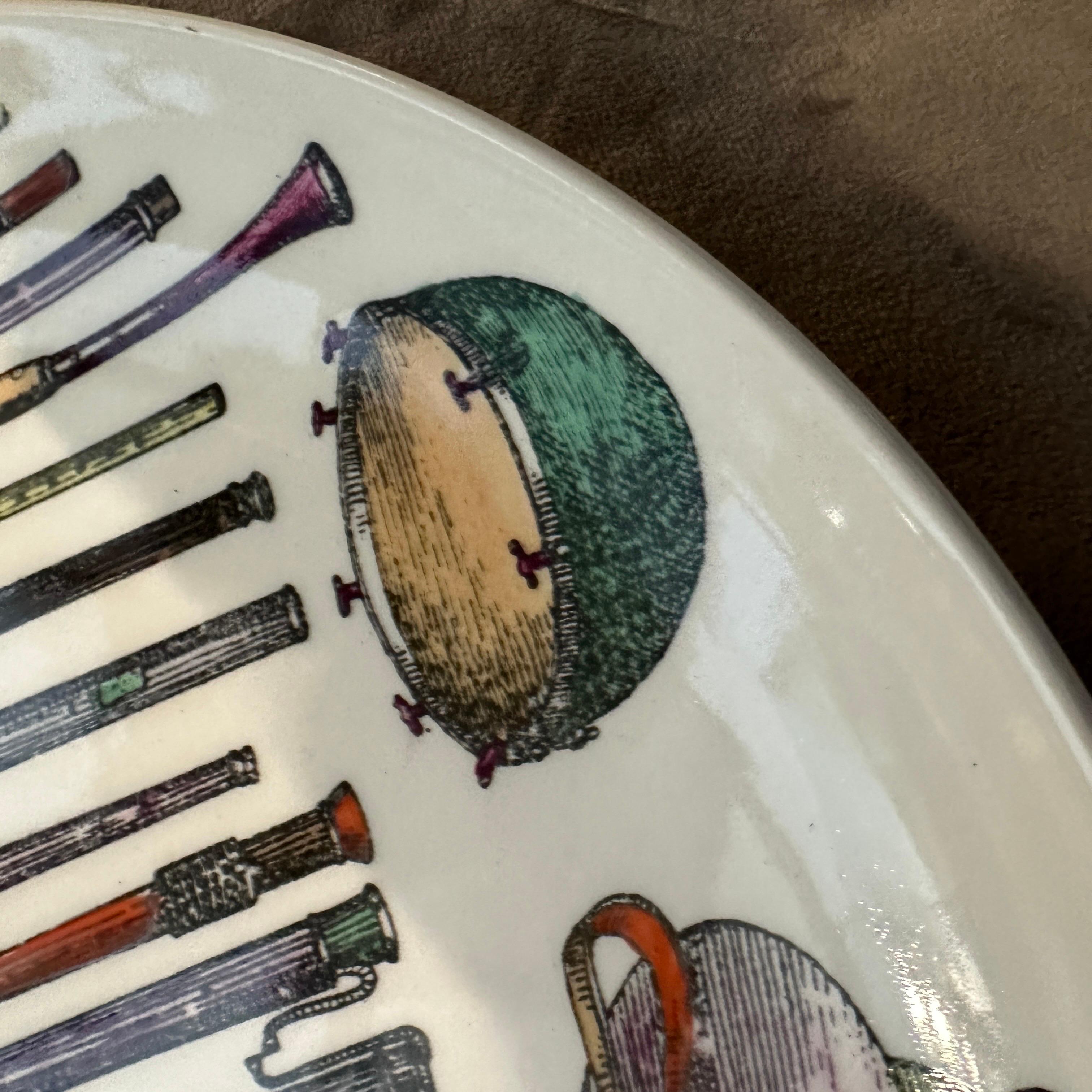 Two 1960s Mid-Century Modern Musical Instruments Plates by Piero Fornasetti For Sale 1