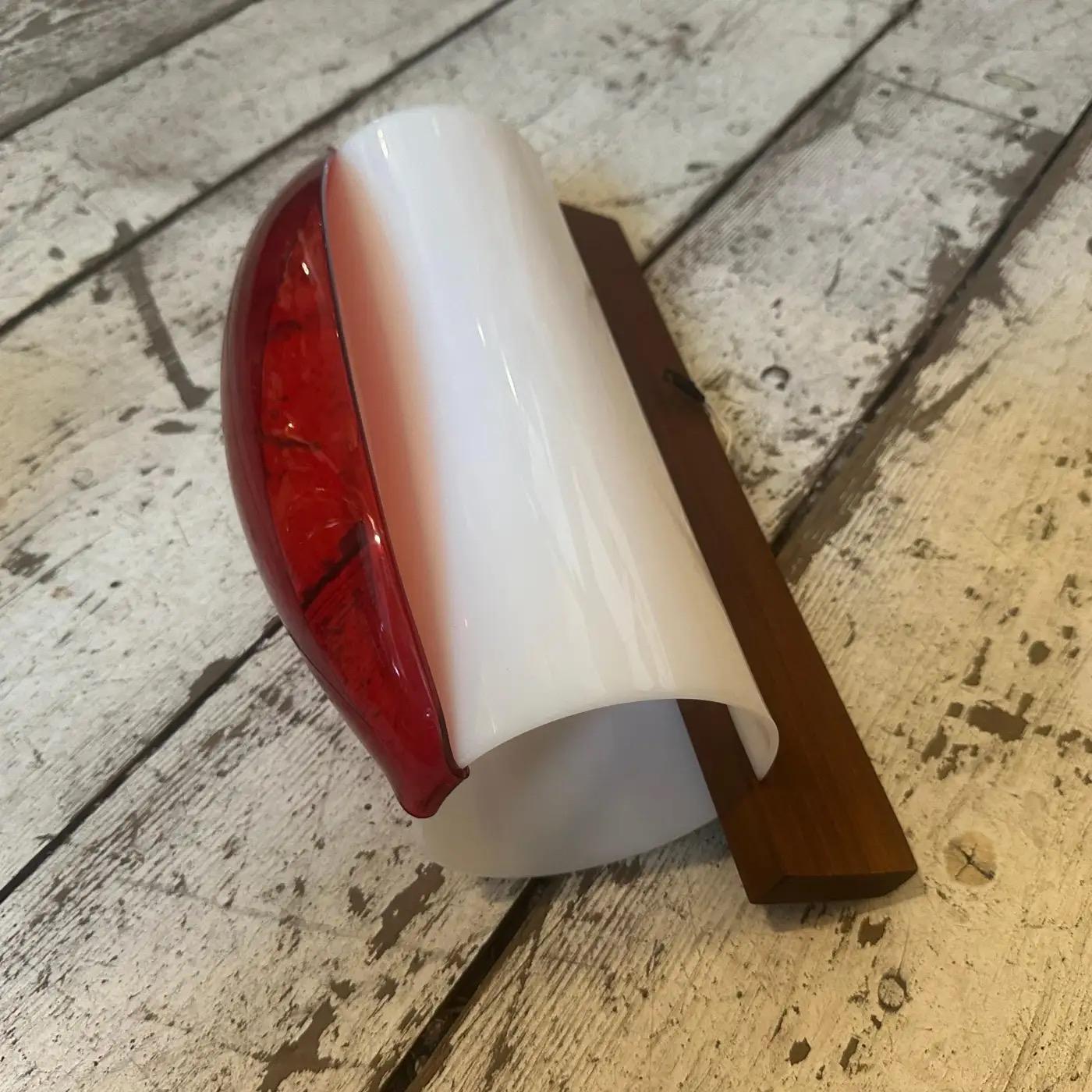 Two 1960s Mid-Century Modern Wood and Plexiglass Italian Wall Sconces by Stilux For Sale 6
