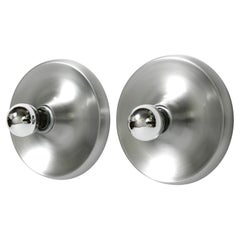 Dos lámparas de techo o de pared redondas de aluminio de la Edad Espacial Pop Art de los años 60