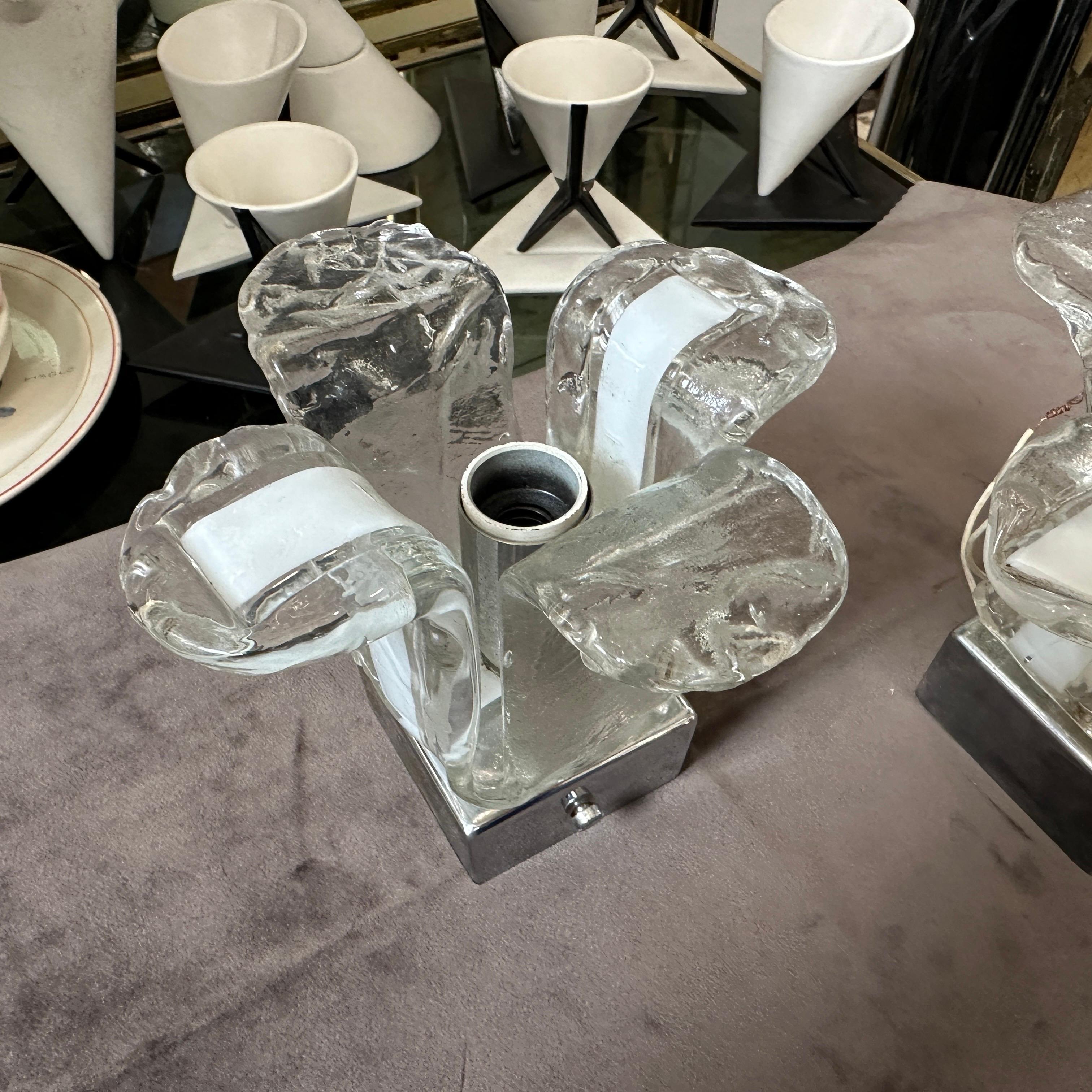 Ère spatiale Deux appliques murales en verre de Murano et acier de l'ère spatiale des années 1960 par Mazzega en vente