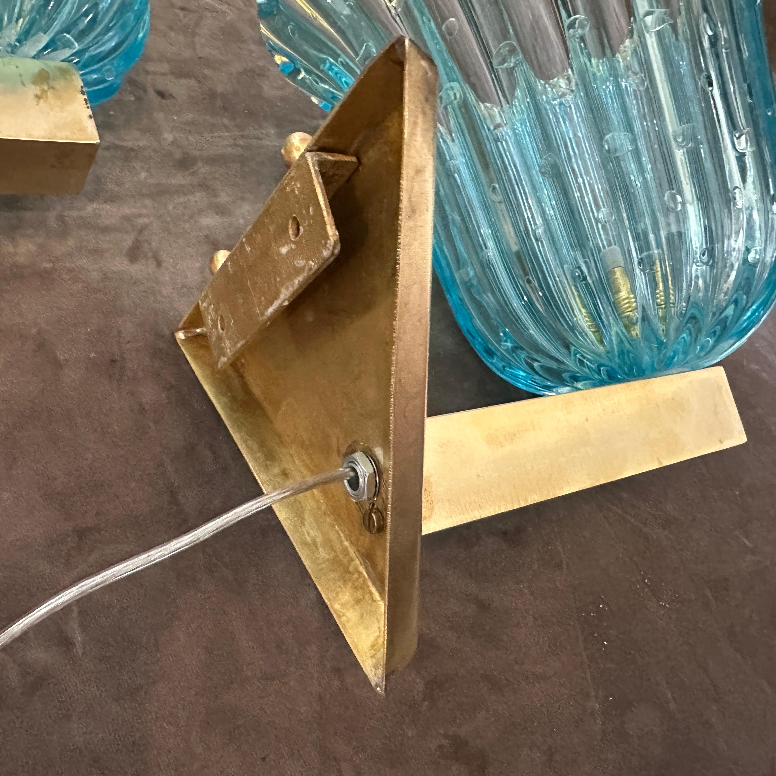 Zwei 1970er Barovier Stil Mitte des Jahrhunderts Modern Blau Murano Glas Wandleuchten im Angebot 3