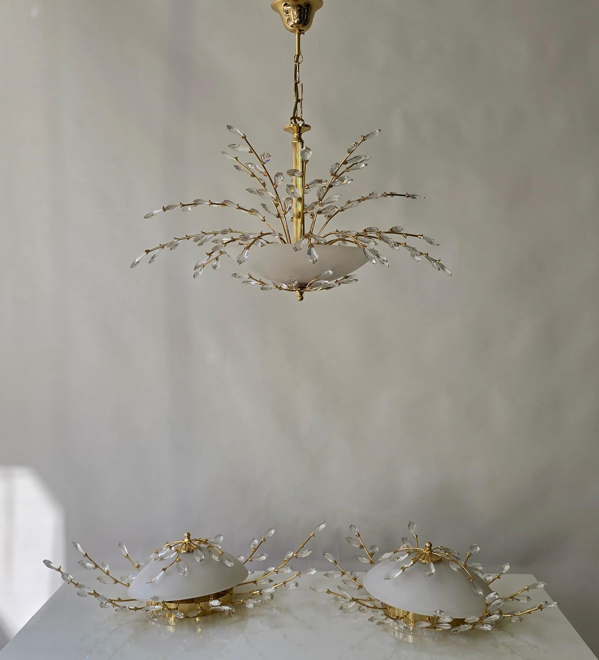 20th Century Two Oval Mid-Century Flush Mount Ceiling Lights in Brass, Crystal and Glass For Sale