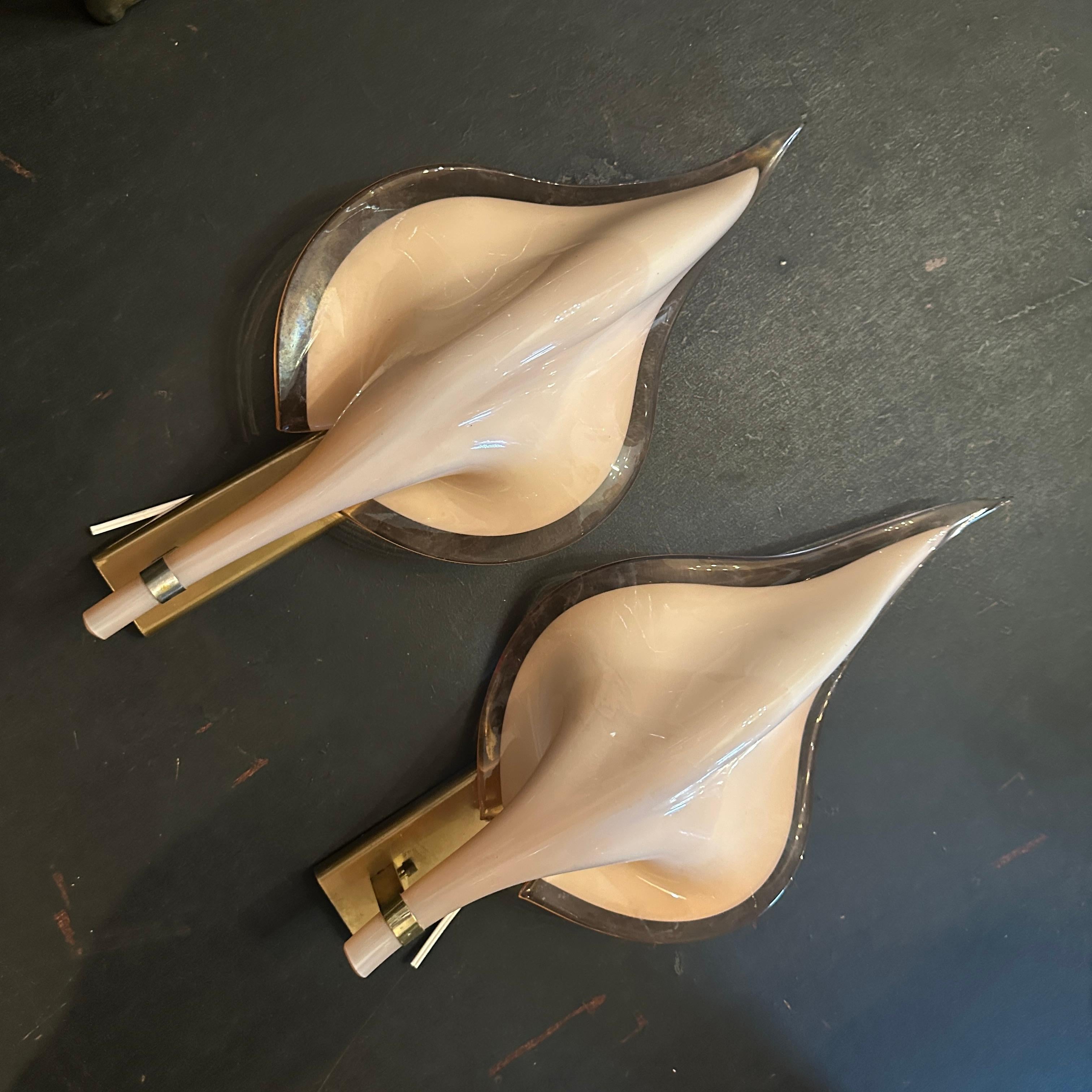 Dos apliques de pared de hojas de cristal de Murano rosa de Franco Luce, modernos de mediados de siglo de los años 70 en venta 11