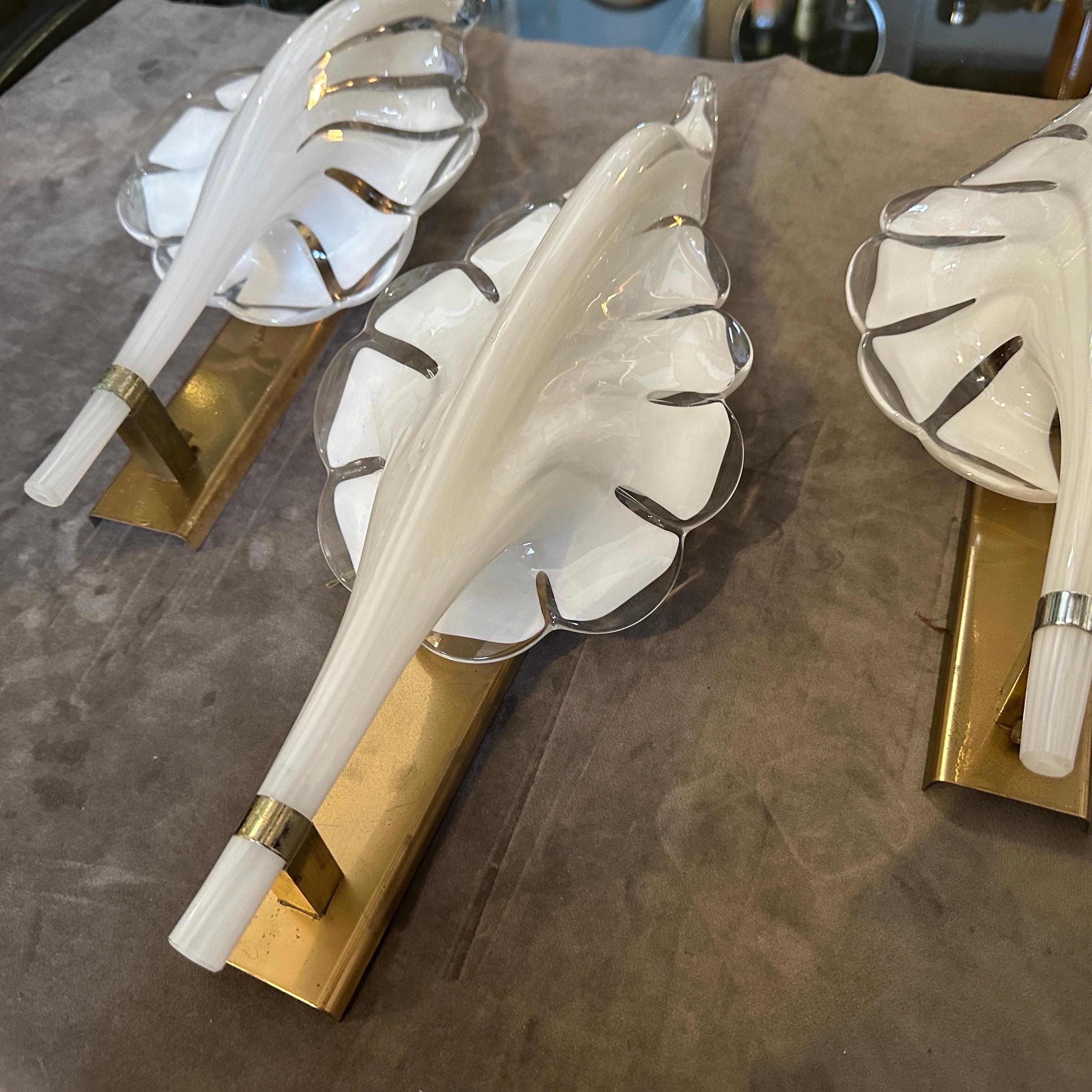 Metal A 1970s Mid-Century Modern White Murano Glass Leaf Wall Sconce by Franco Luce For Sale