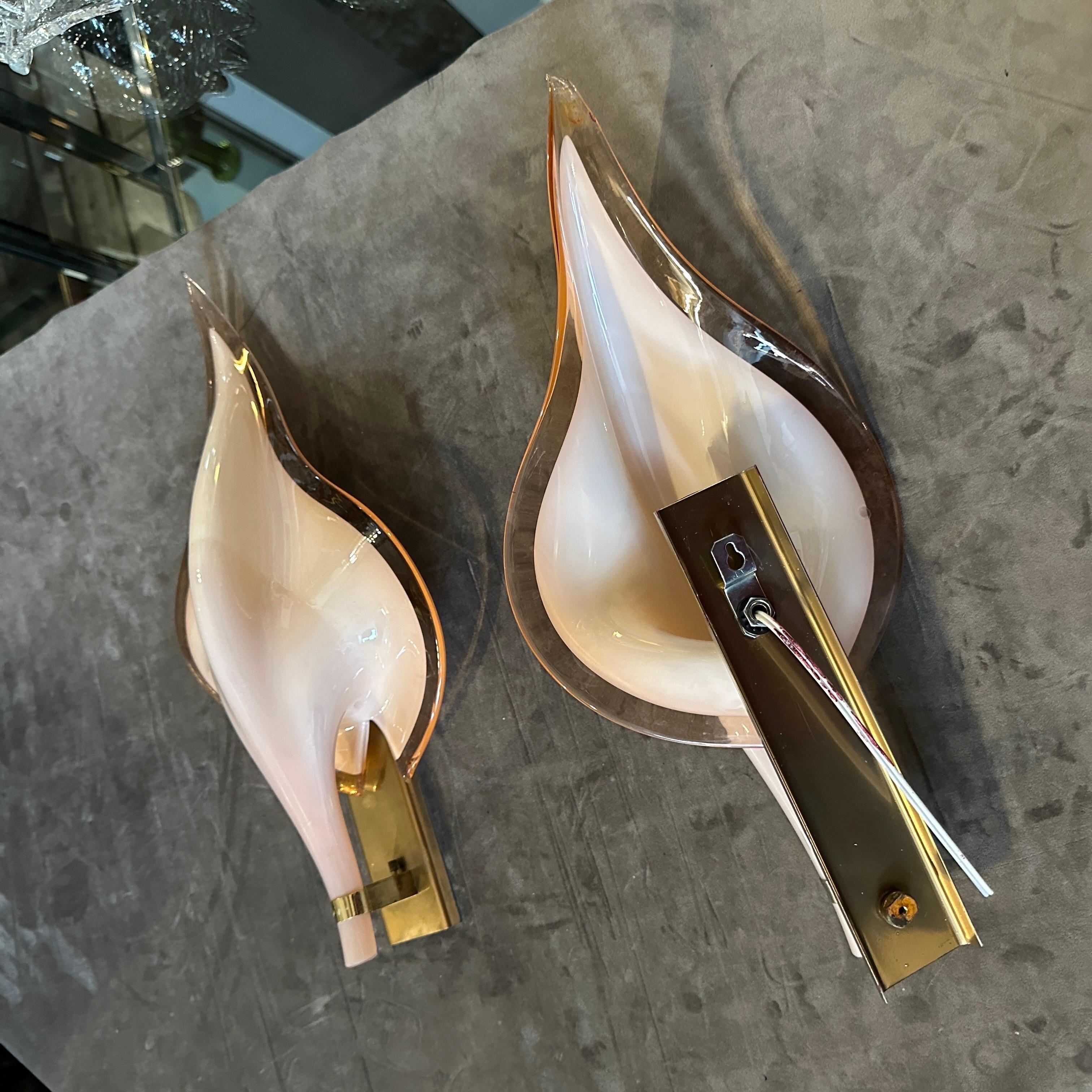 Two 1970s Mid-Century Modern Pink Murano Glass Leaf Wall Sconces by Franco Luce For Sale 2